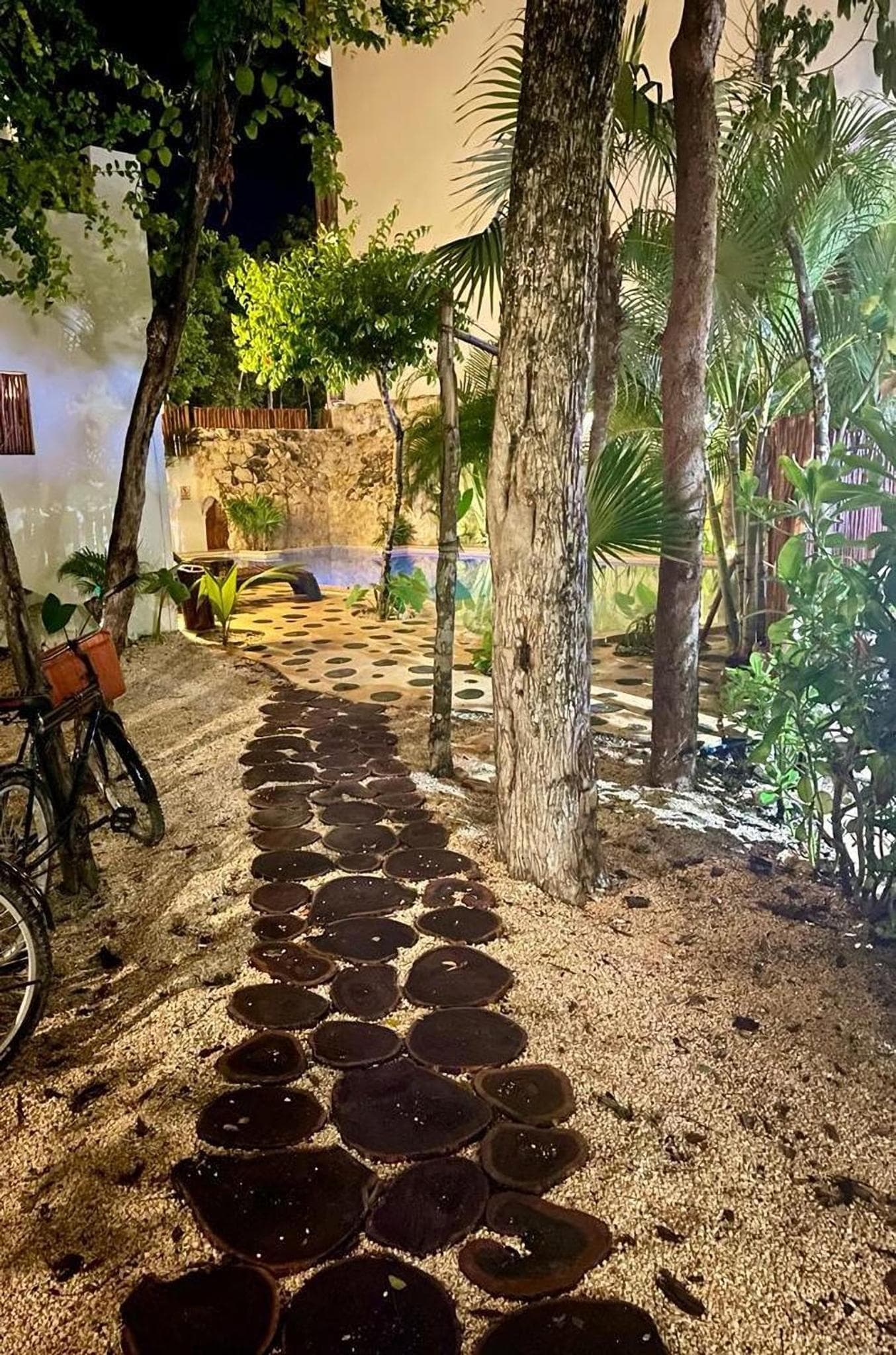 Niik Tulum — 19