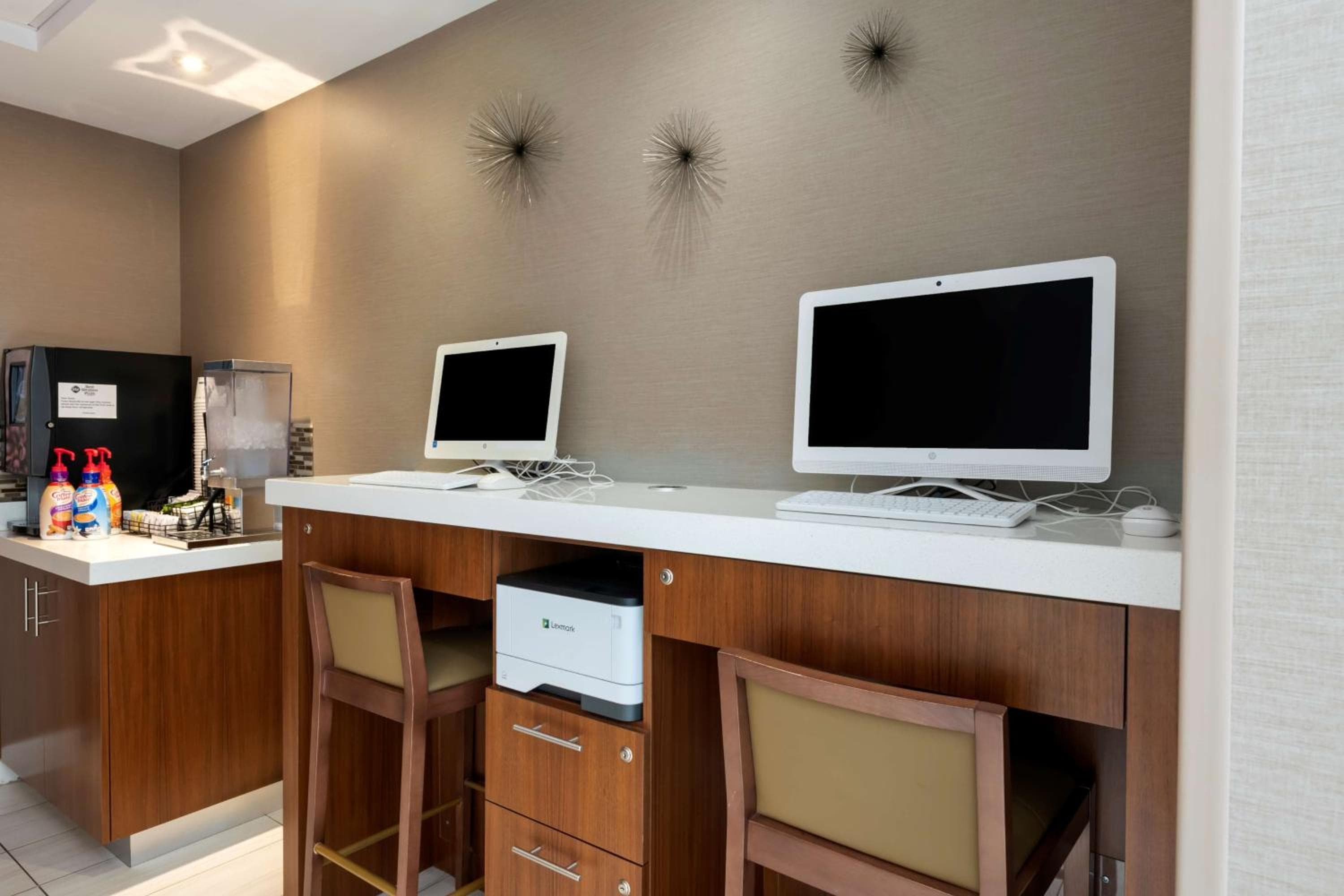 Best Western Plus North Miami-Bal Harbour — 4