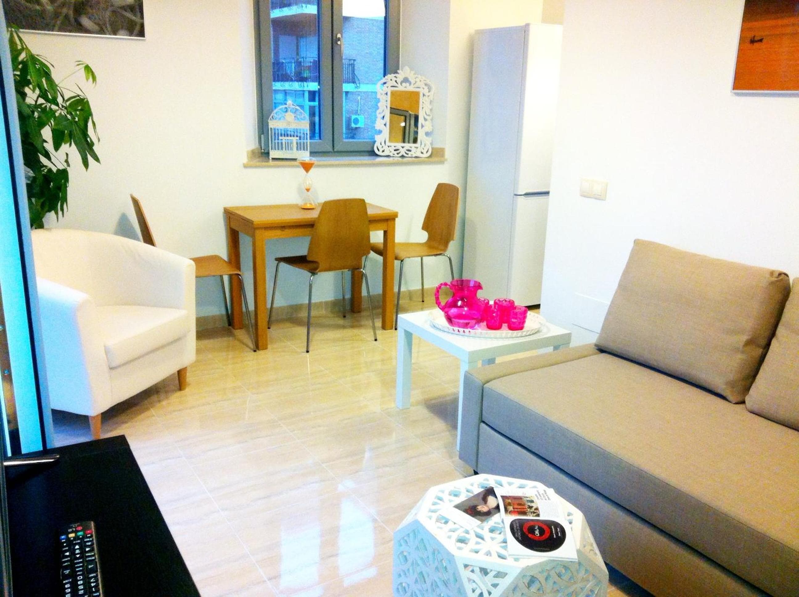 Life Apartments Alameda Colón — 13