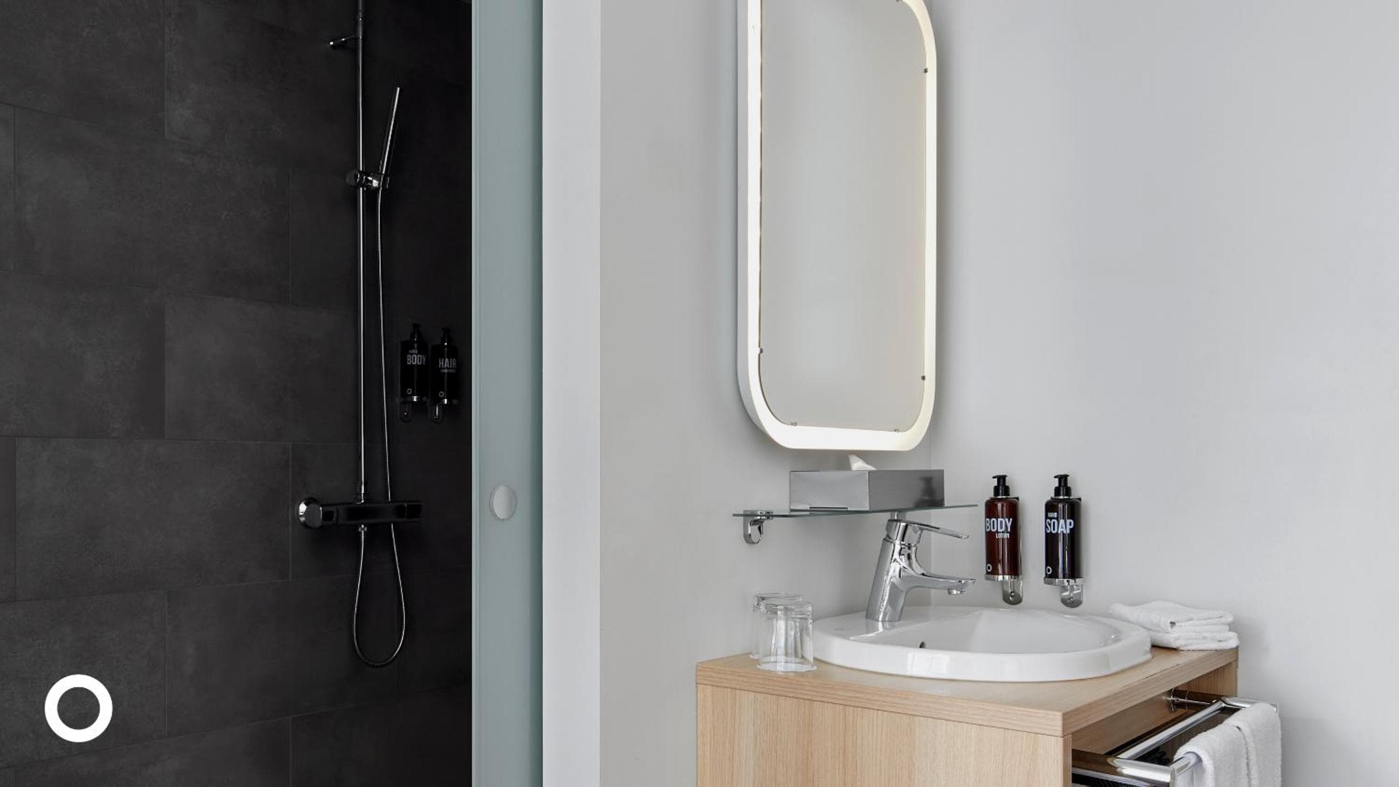 Center Hotels Laugavegur hotel, Laugavegur 95 - 99, Reykjavík, Iceland — photo 9