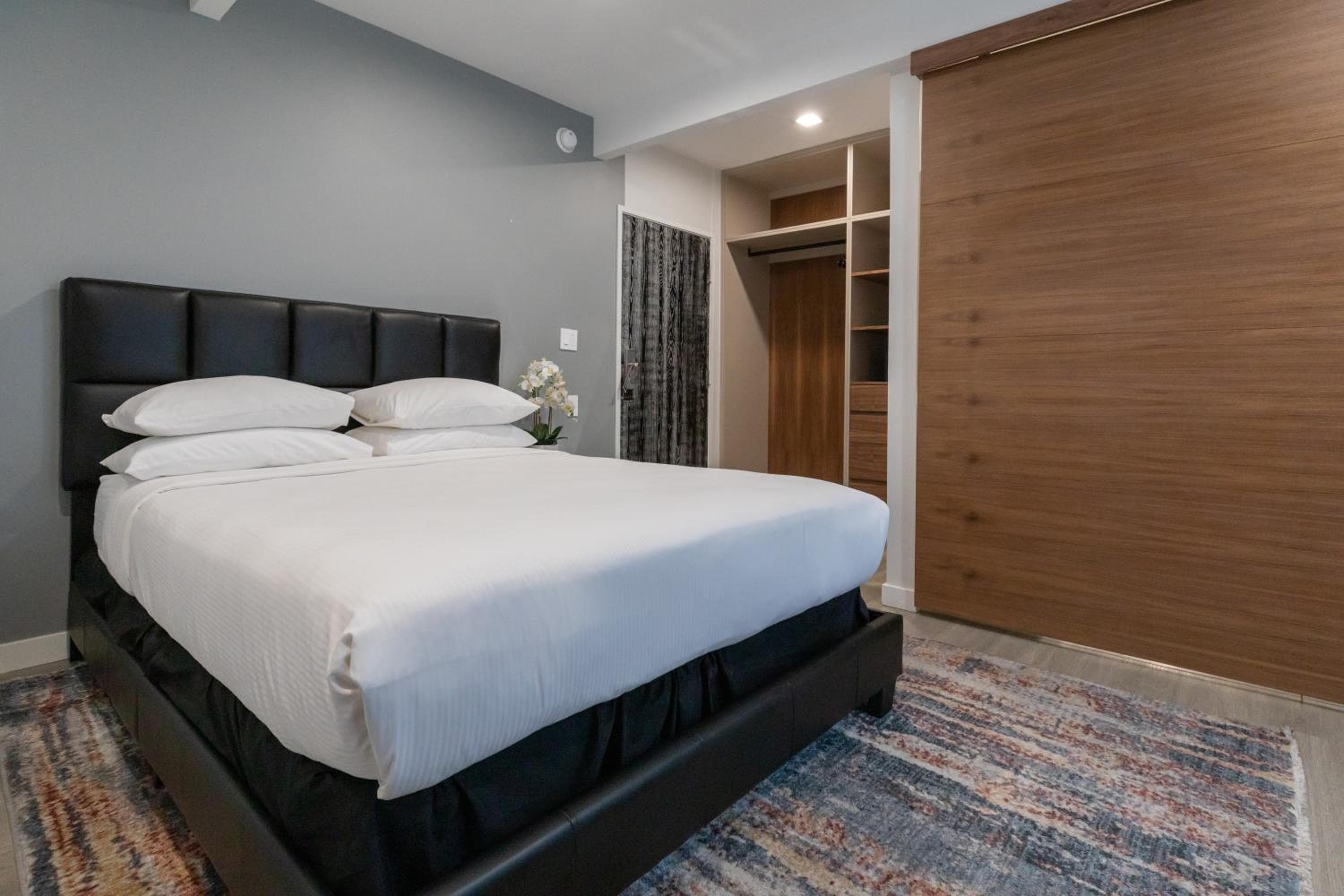 Park Plaza Lodge — 22