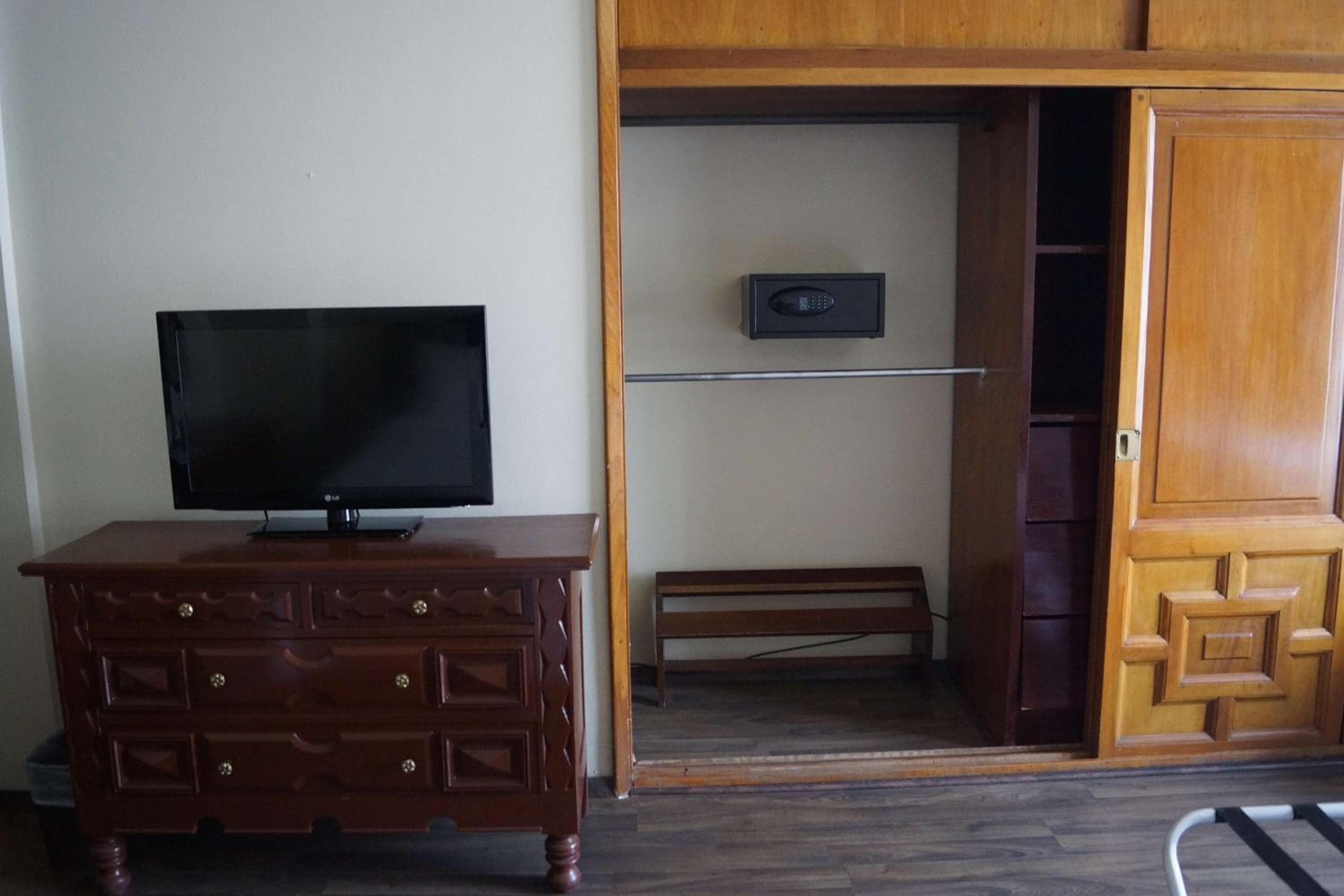 Best Western Majestic — 14