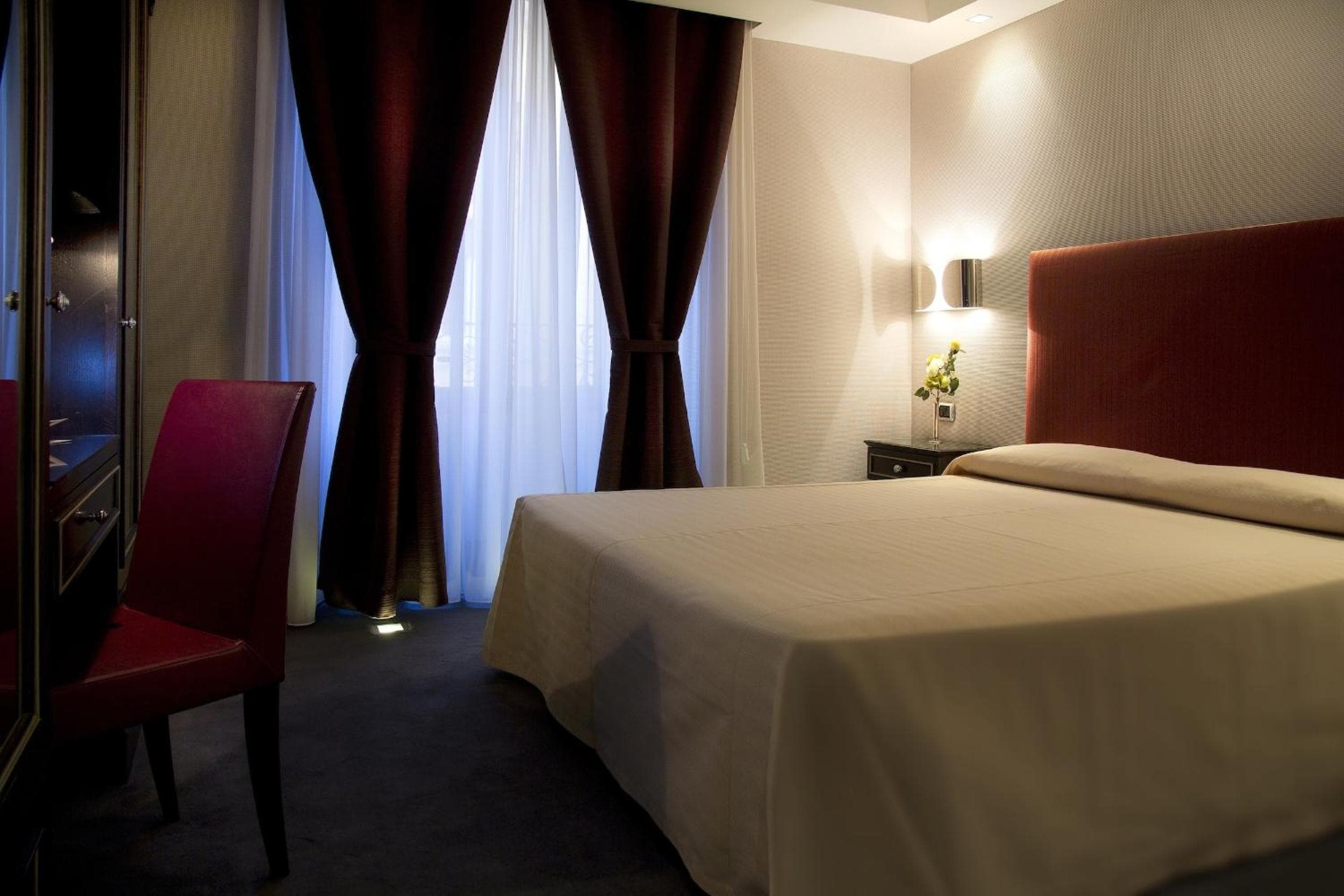 Marcella Royal Hotel - Rooftop Garden — 28