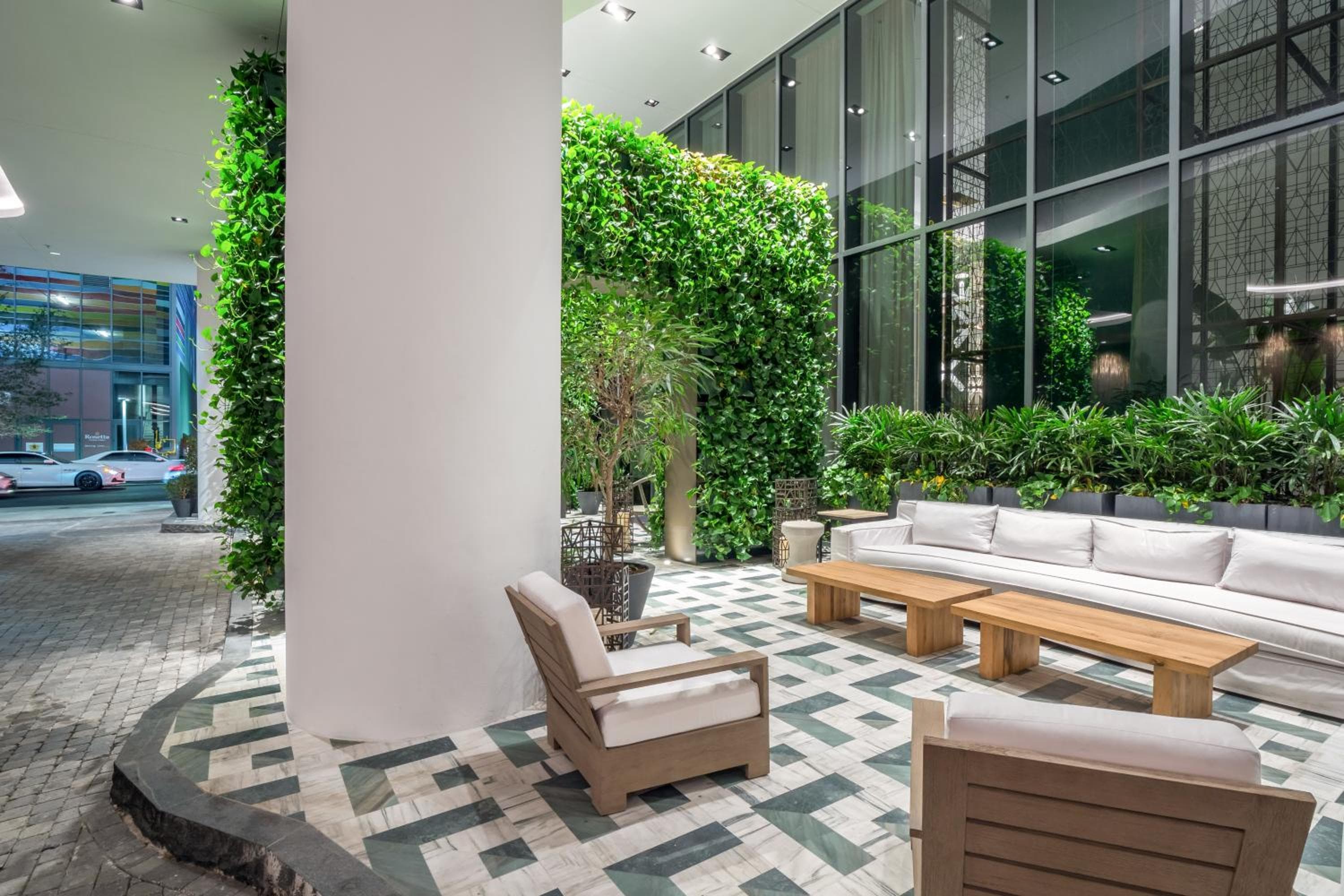 Suites im SLS Lux Brickell geführt von CE — 7