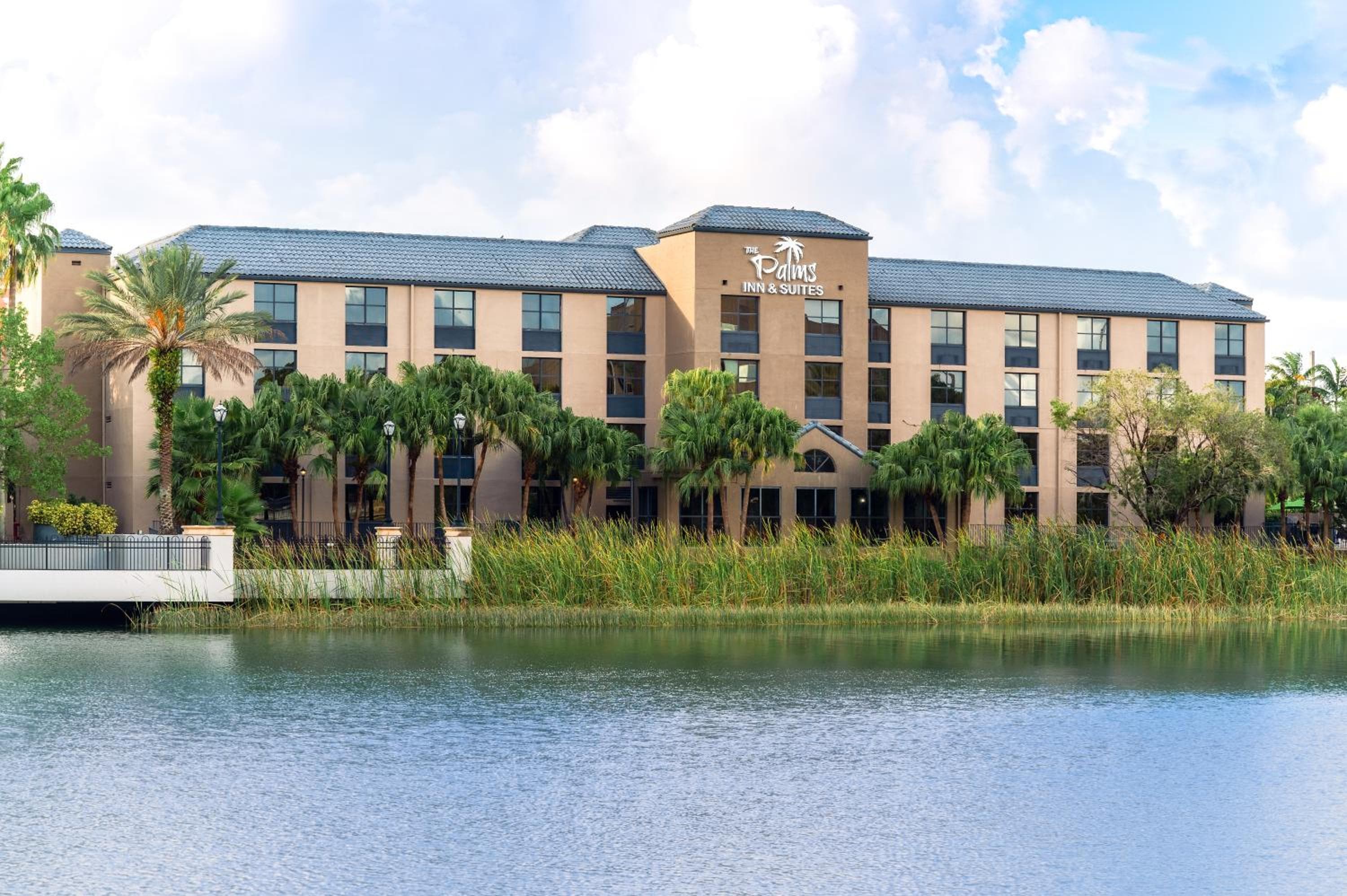 The Palms Inn & Suites Miami, Kendall, FL — 1