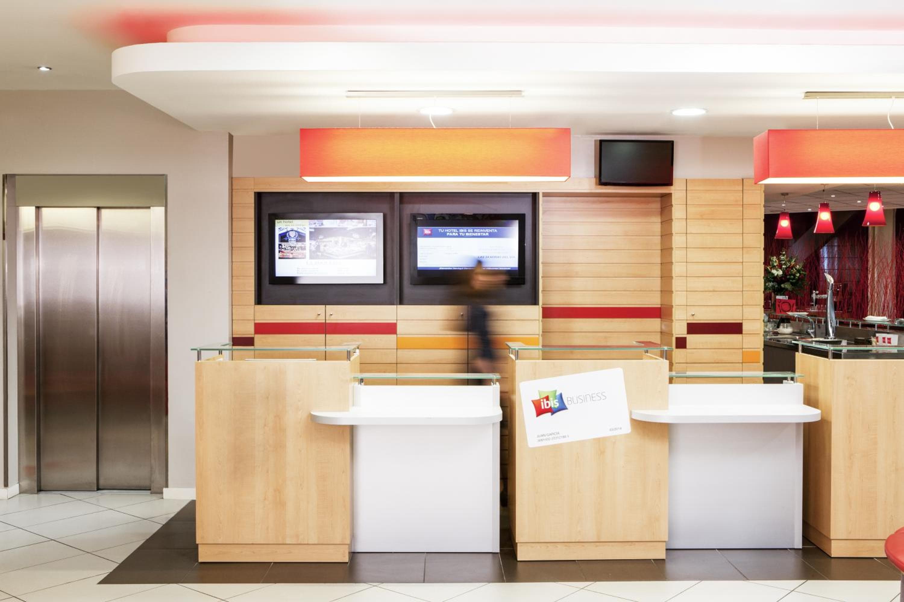 Ibis Barcelona Meridiana — 28