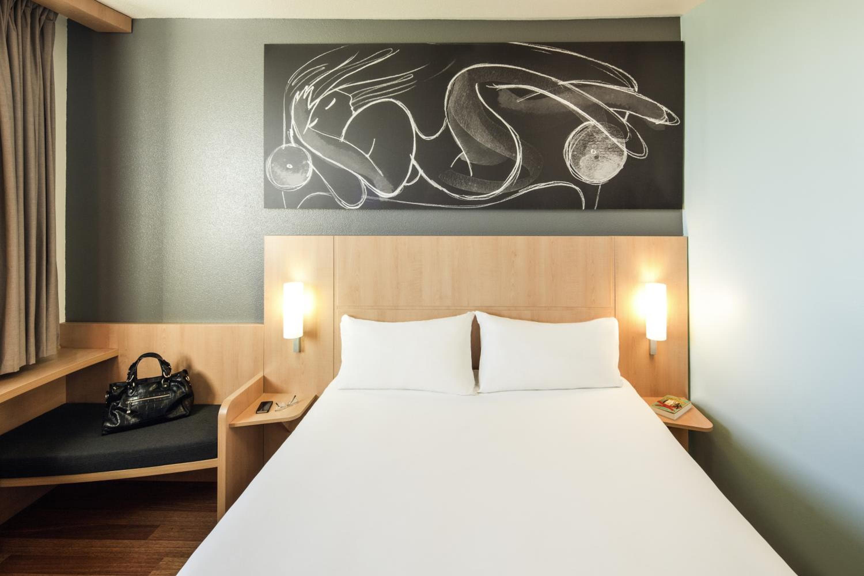 Ibis Barcelona Meridiana — 22