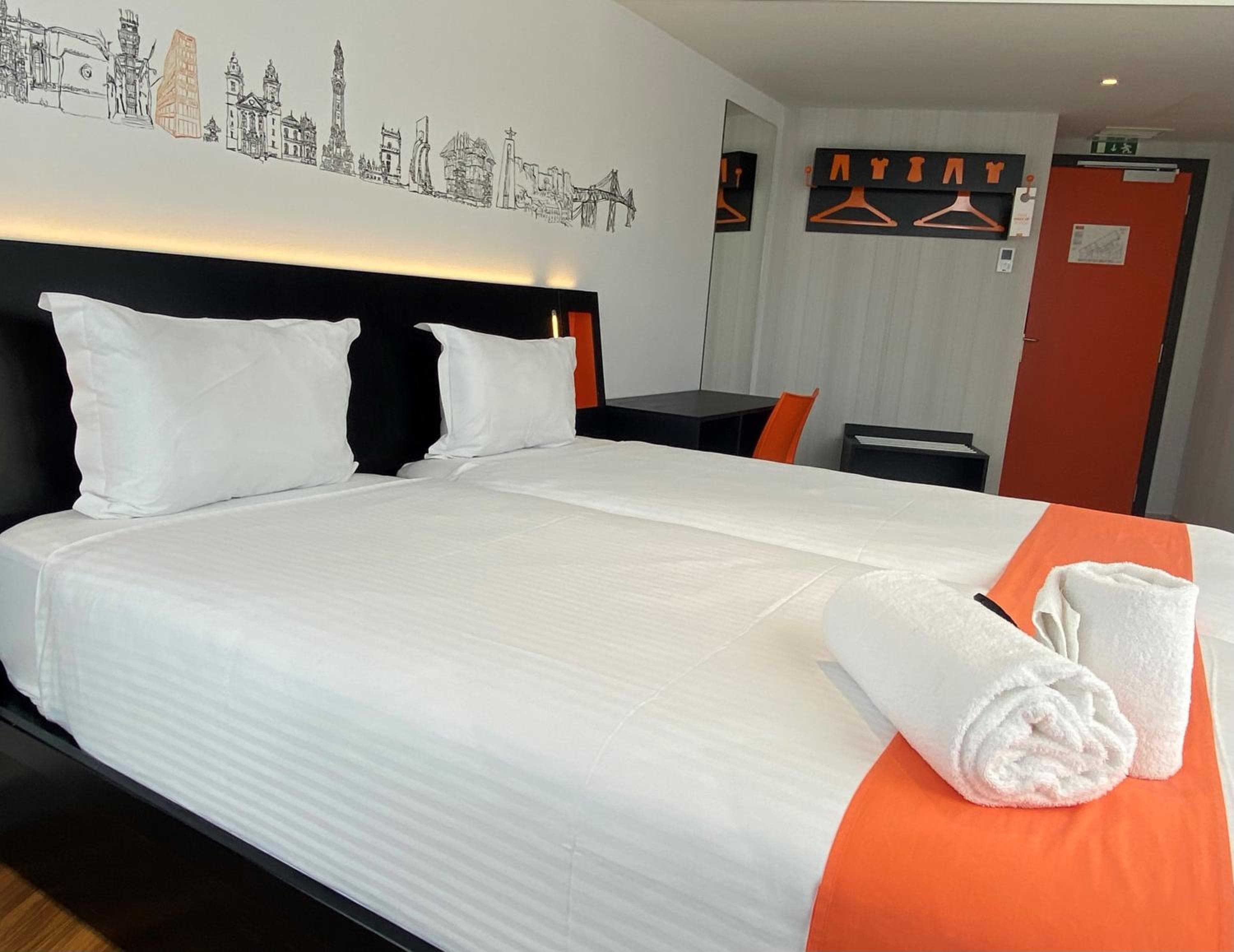 easyHotel Lisboa — 24