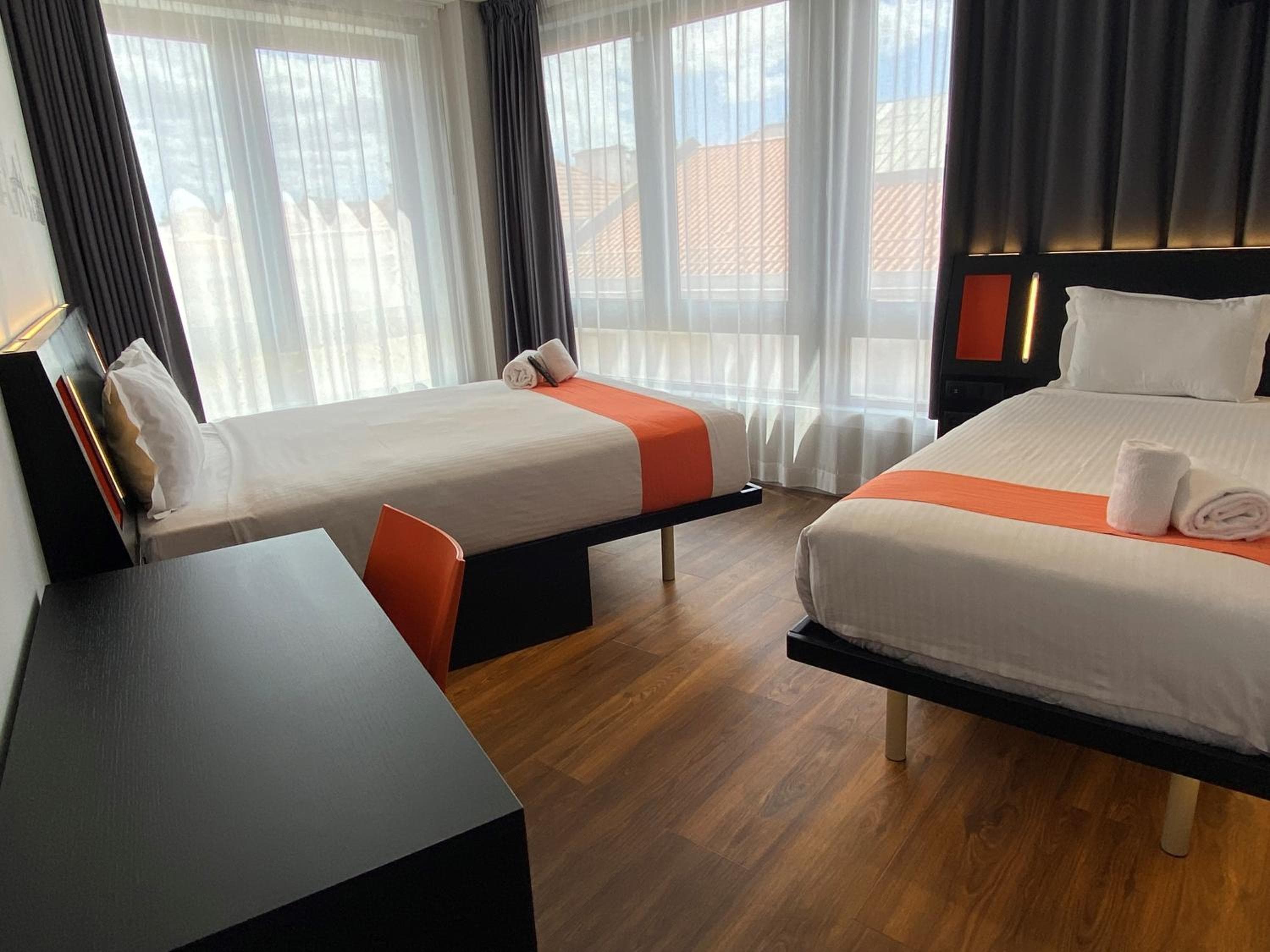 easyHotel Lisboa — 9