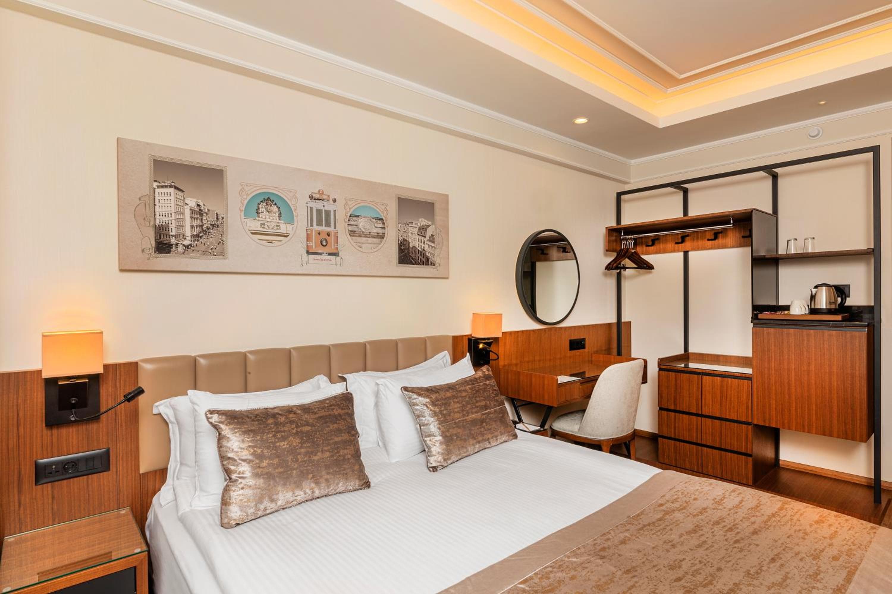 Mukarnas Pera Hotel — 15