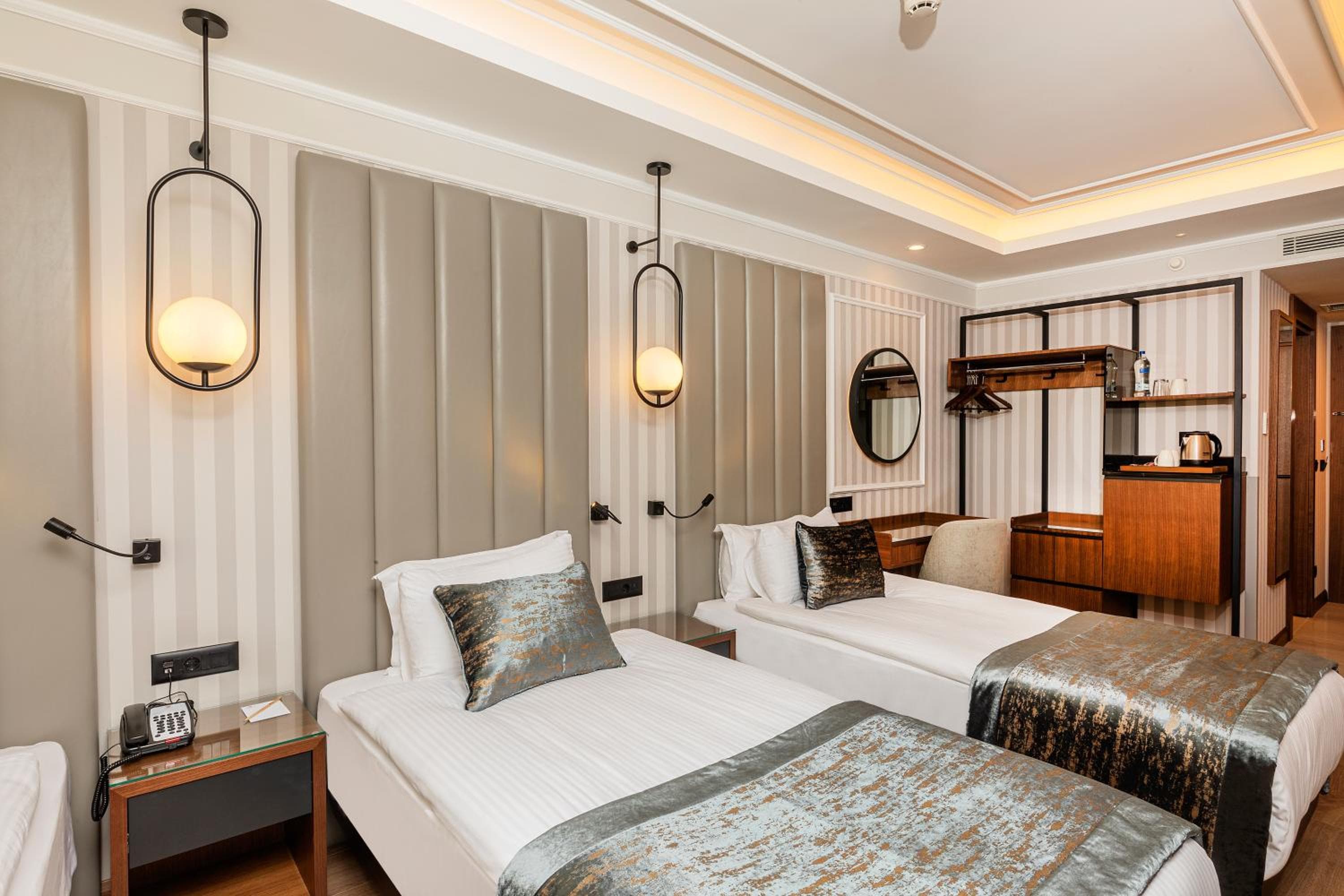 Mukarnas Pera Hotel — 13