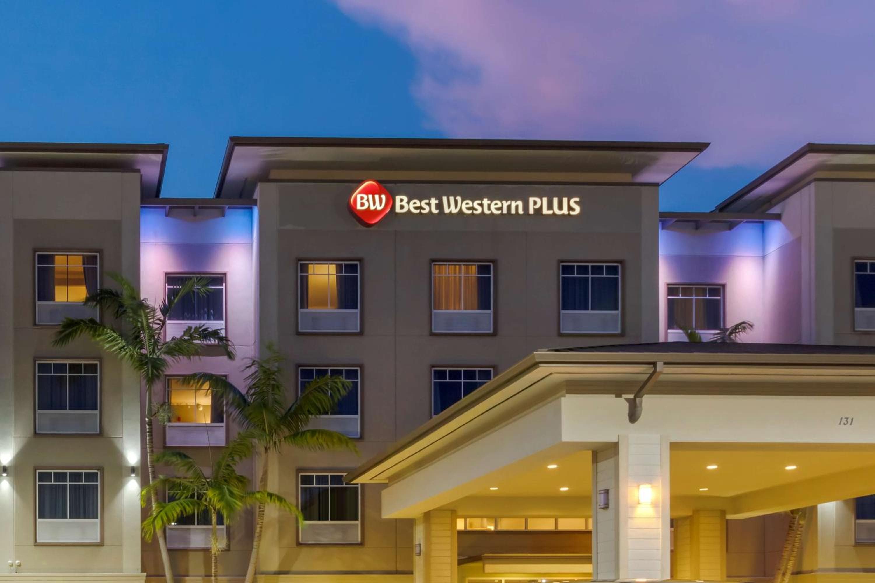 Best Western Plus Miami Airport North Hotel & Suites — 9