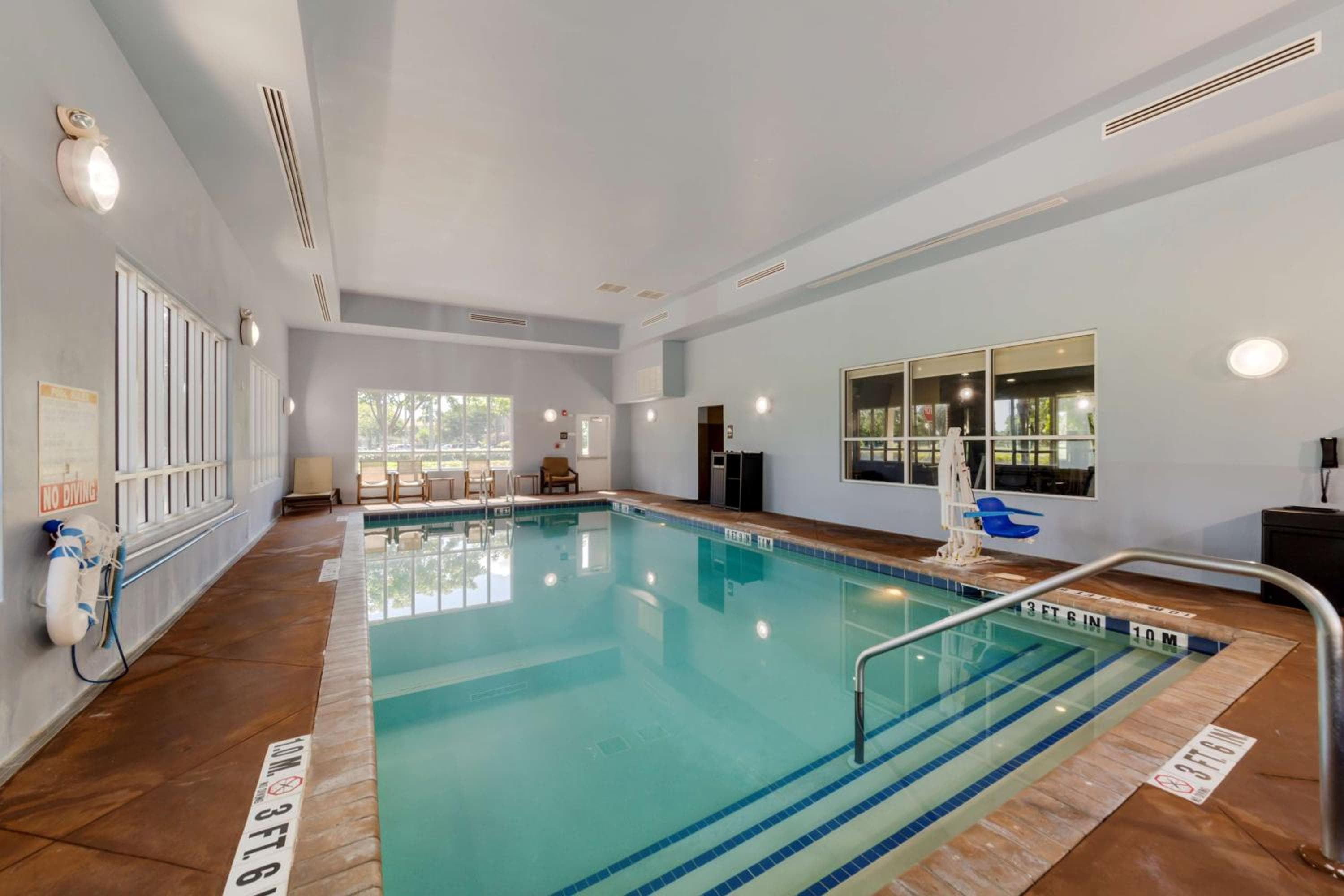 Best Western Plus Miami Airport North Hotel & Suites — 3