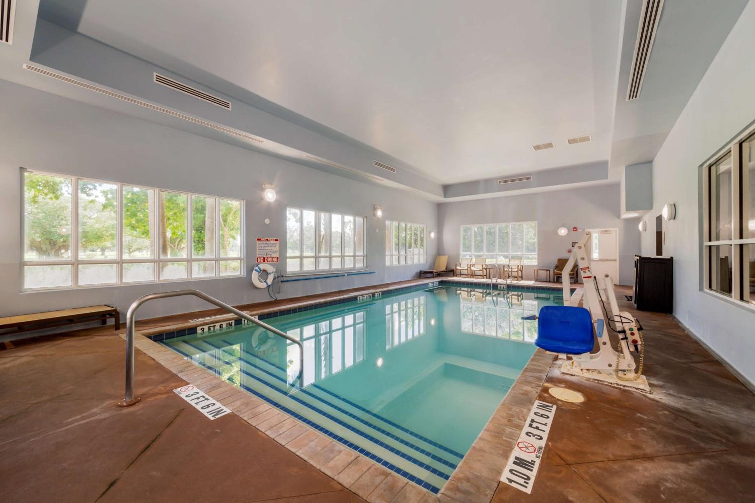 Best Western Plus Miami Airport North Hotel & Suites — 25
