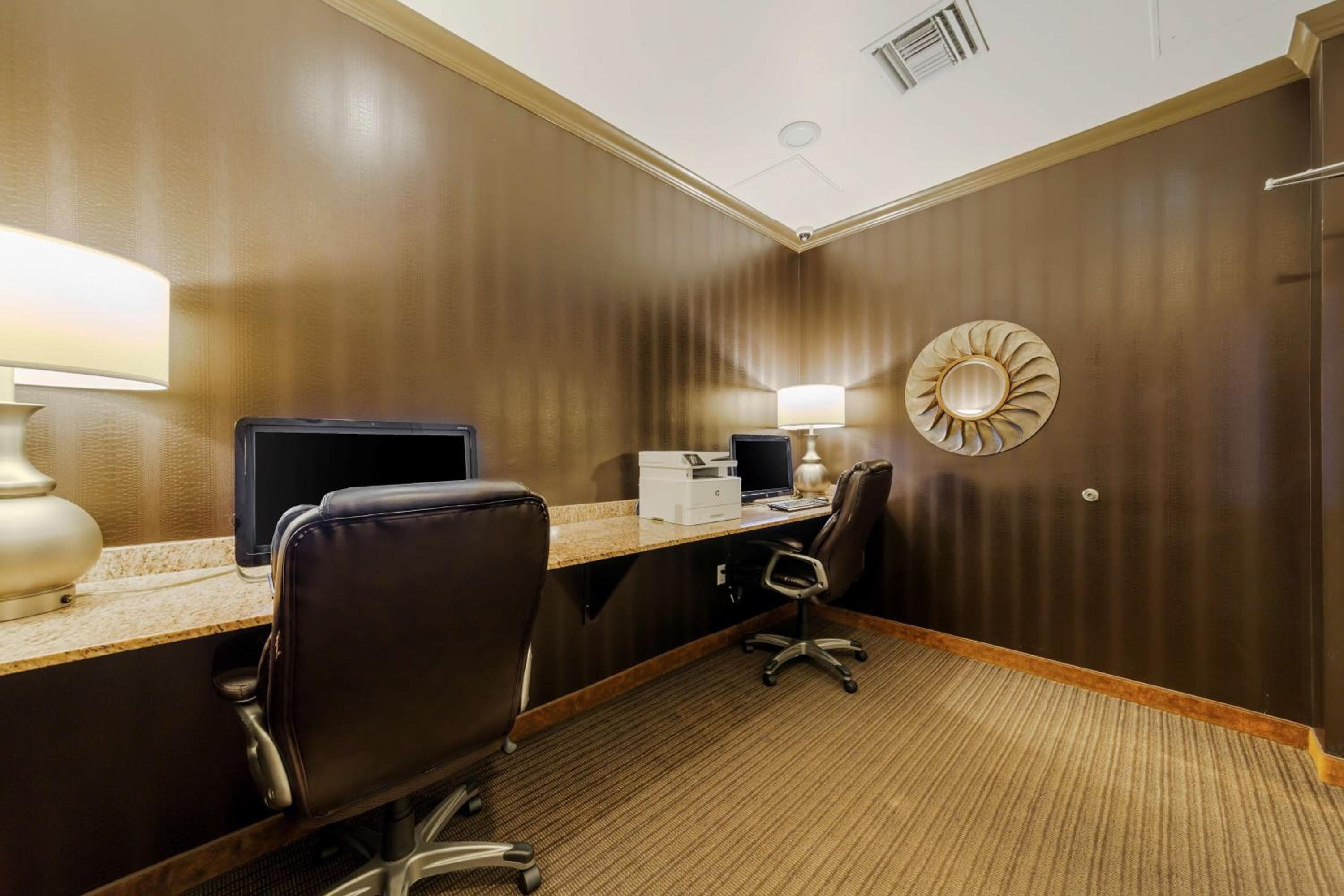 Best Western Plus Miami Airport North Hotel & Suites — 27