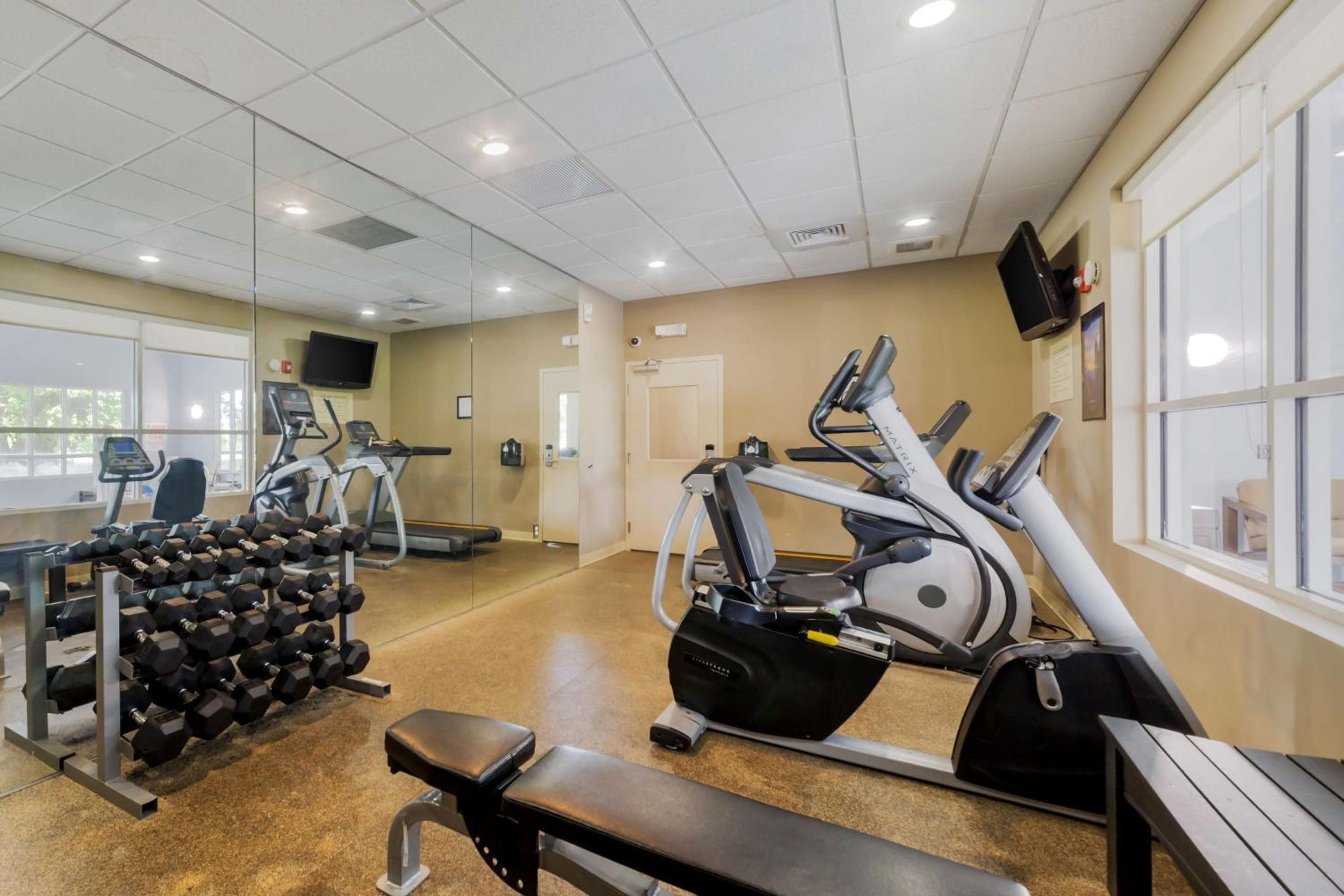 Best Western Plus Miami Airport North Hotel & Suites — 7