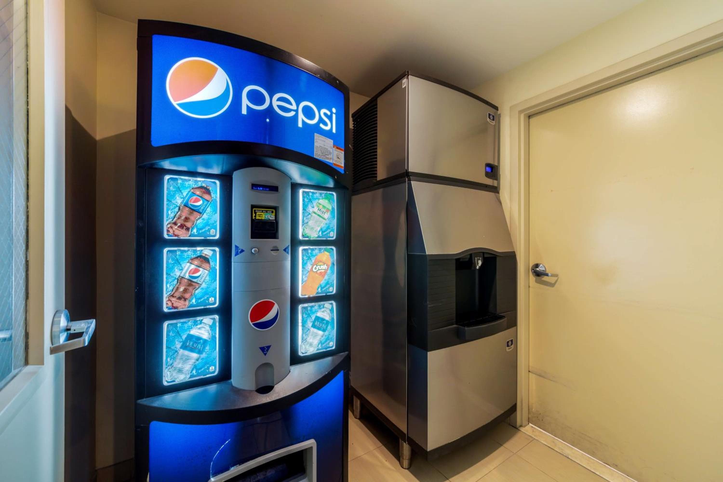 Best Western Plus Miami Airport North Hotel & Suites — 29