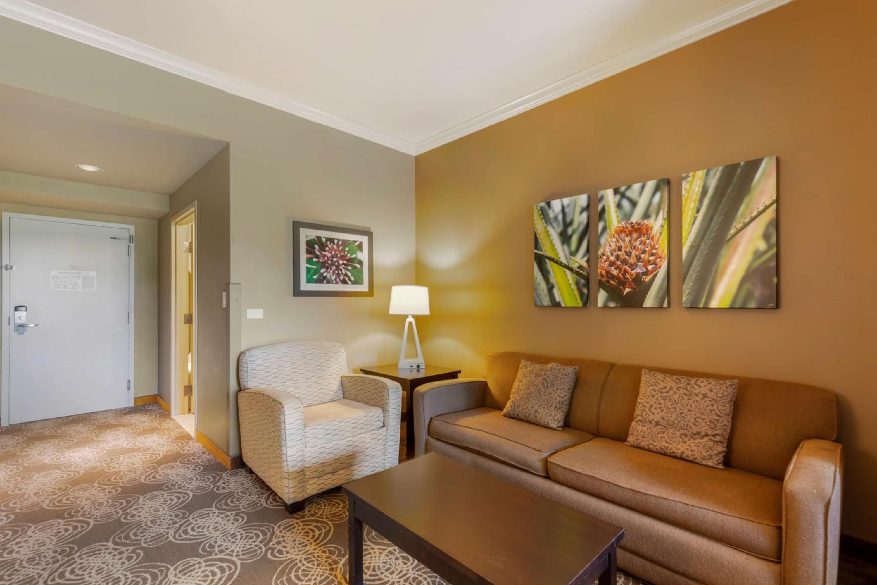 Best Western Plus Miami Airport North Hotel & Suites — 13