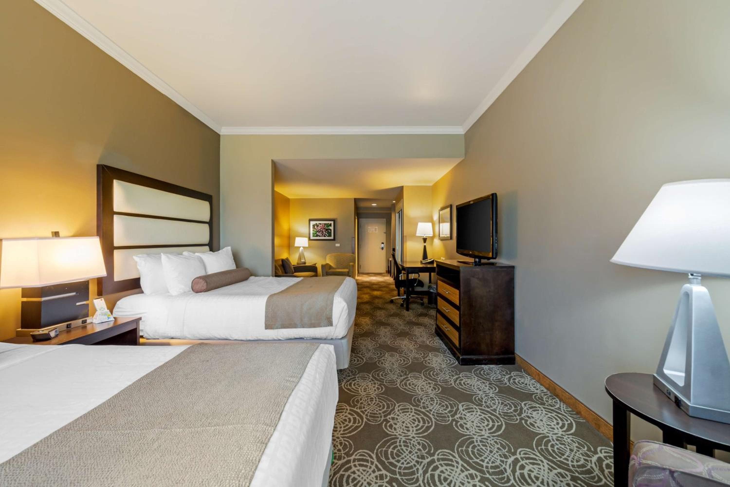 Best Western Plus Miami Airport North Hotel & Suites — 21