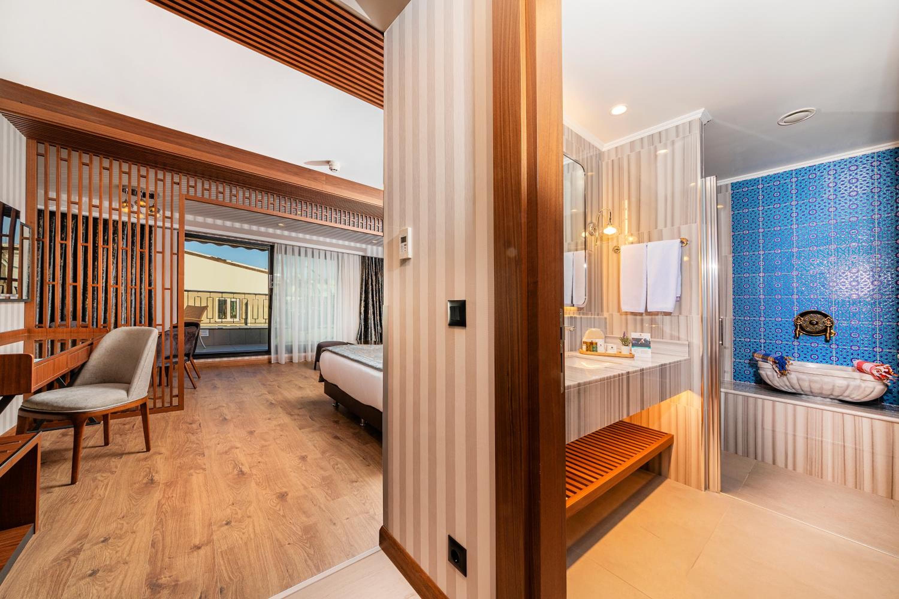 Mukarnas Pera Hotel — 23