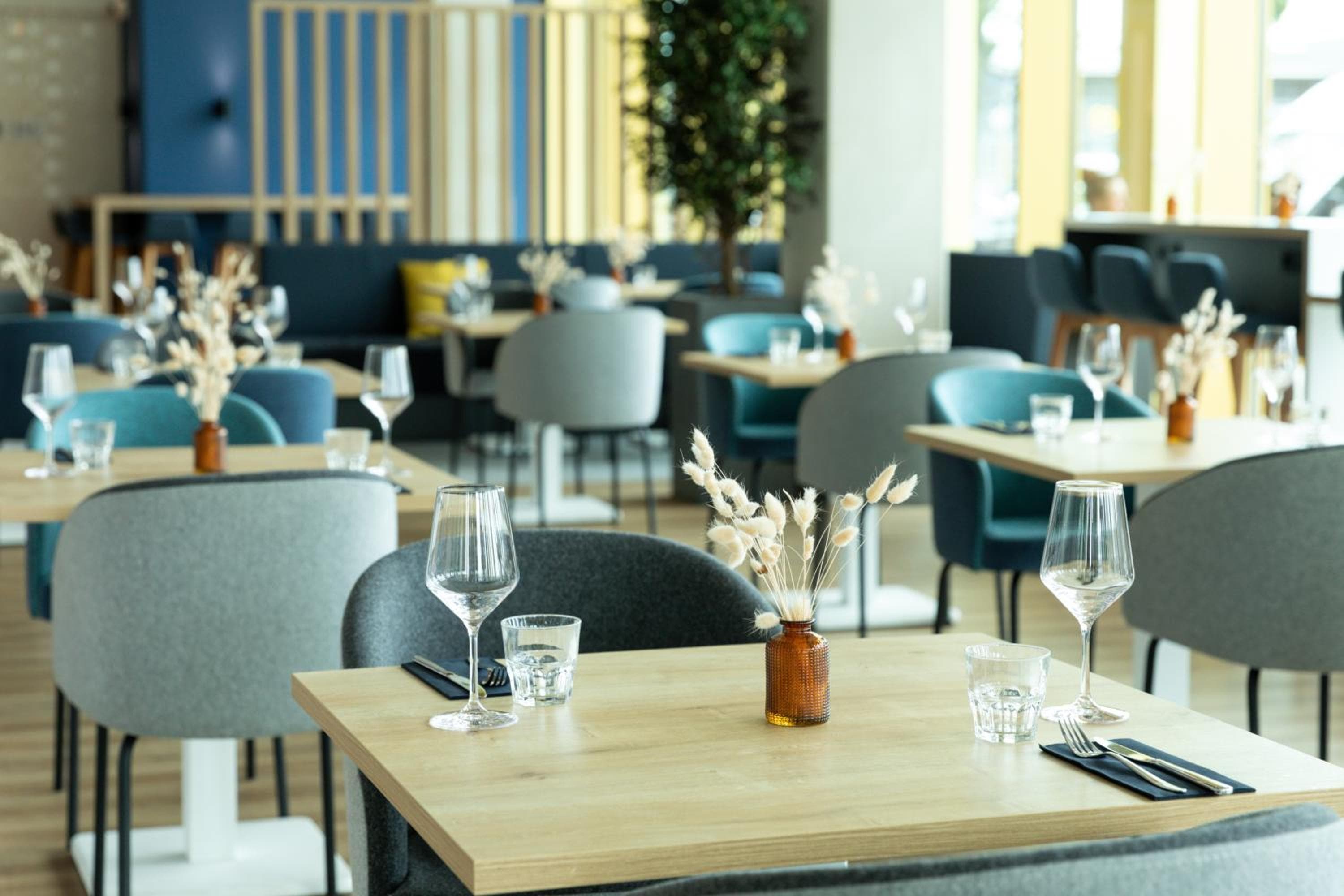 Holiday Inn Express Amsterdam - North Riverside by IHG — 11
