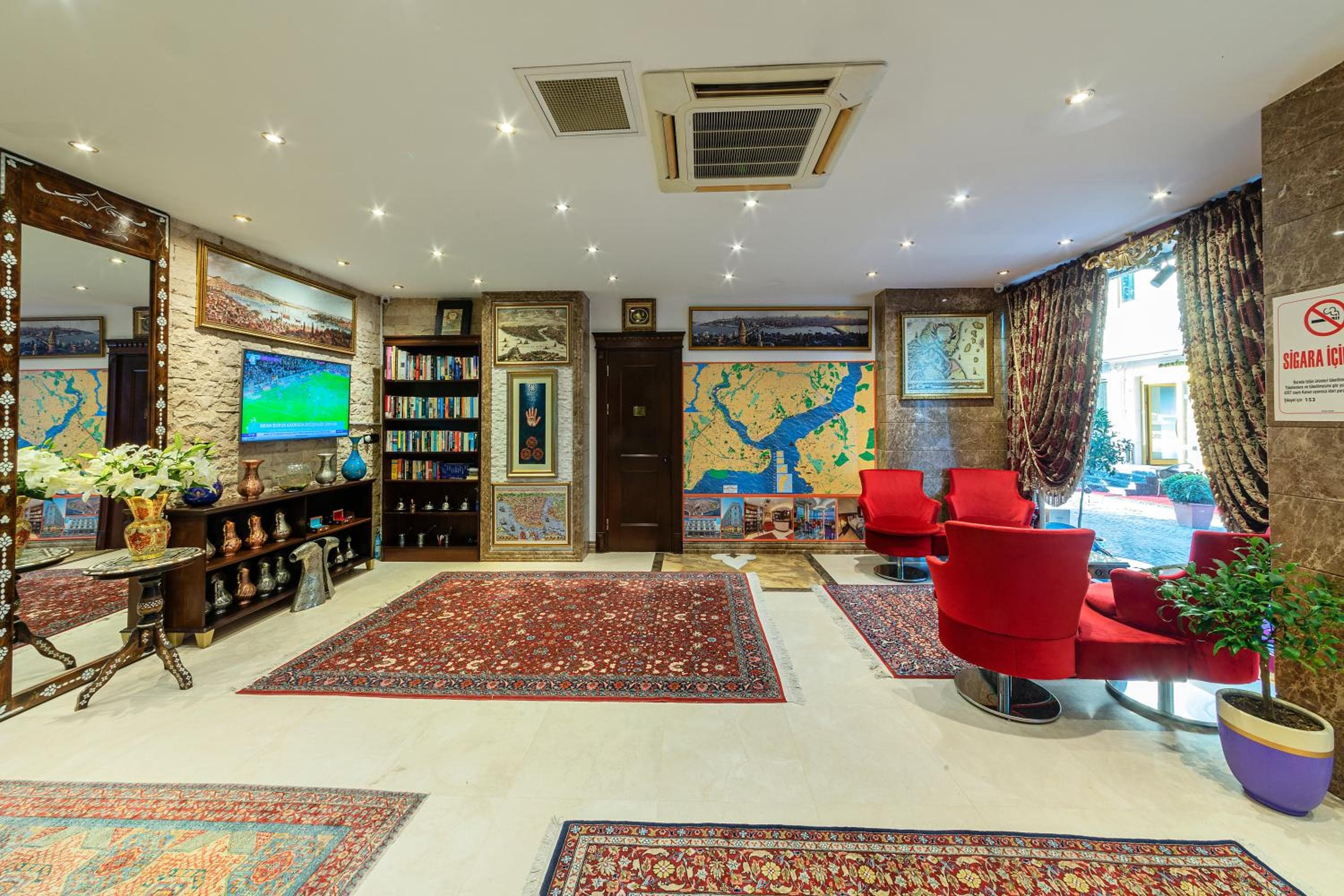 The Magnaura Palace Hotel — 11