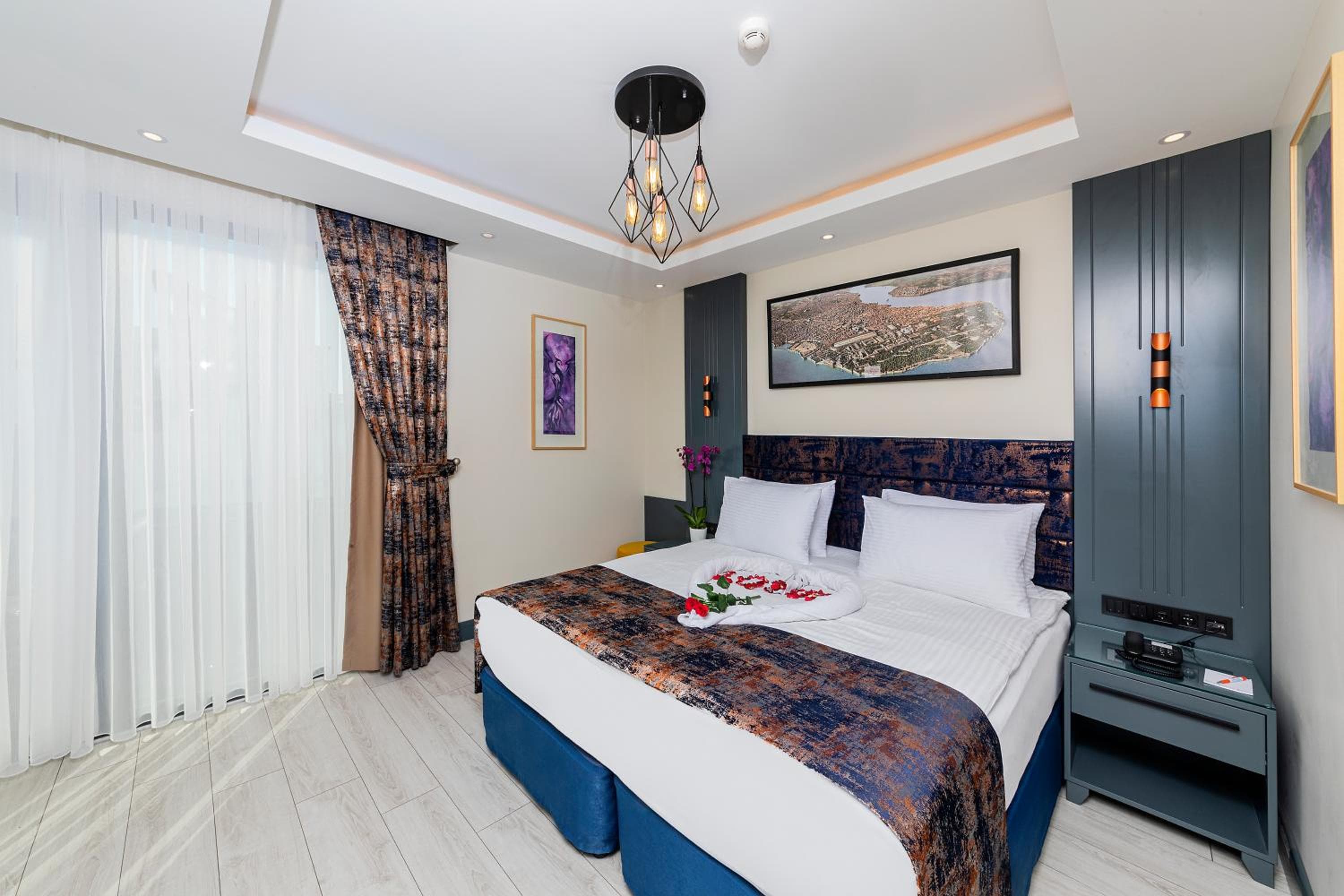 The Magnaura Palace Hotel — 16