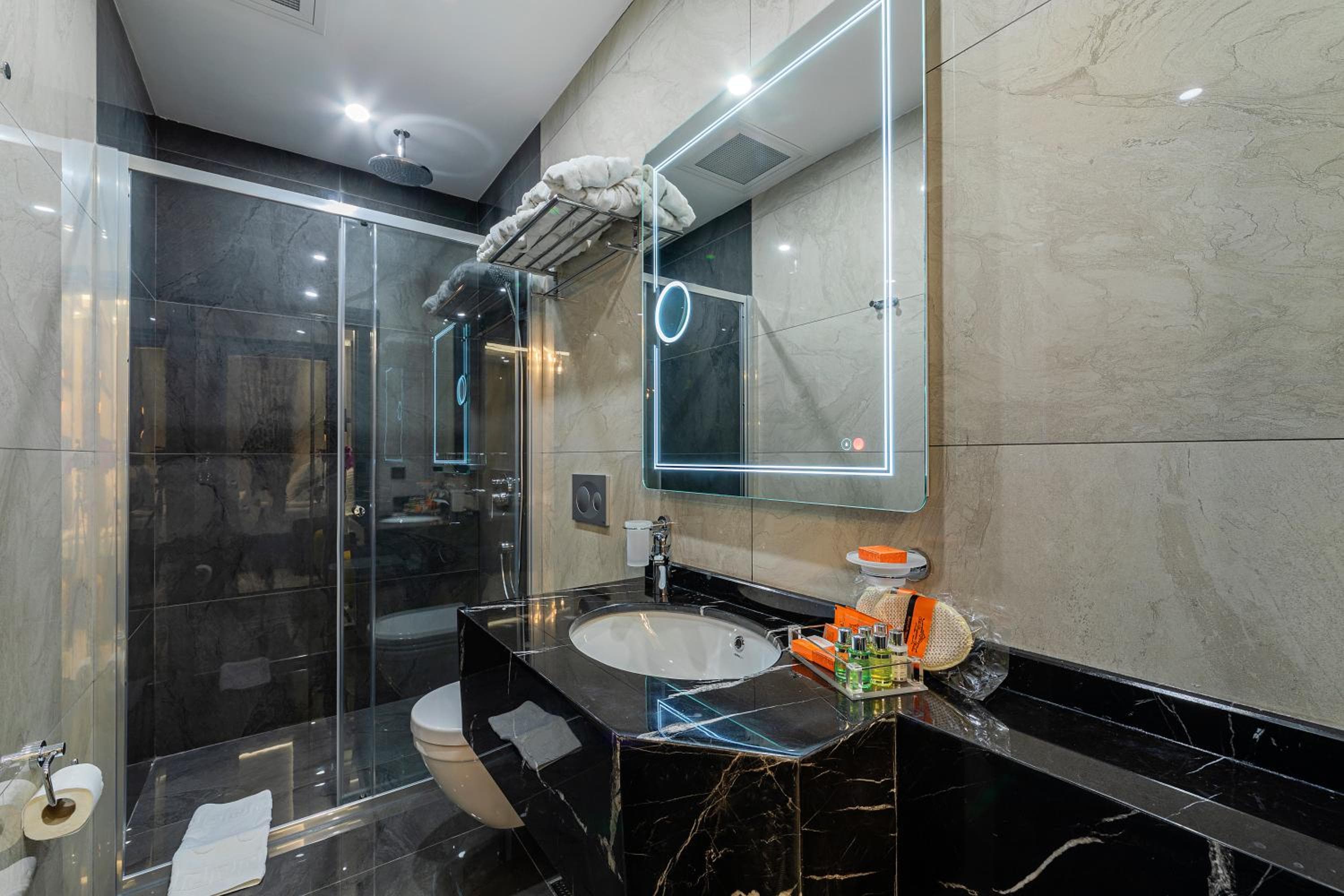 The Magnaura Palace Hotel — 4