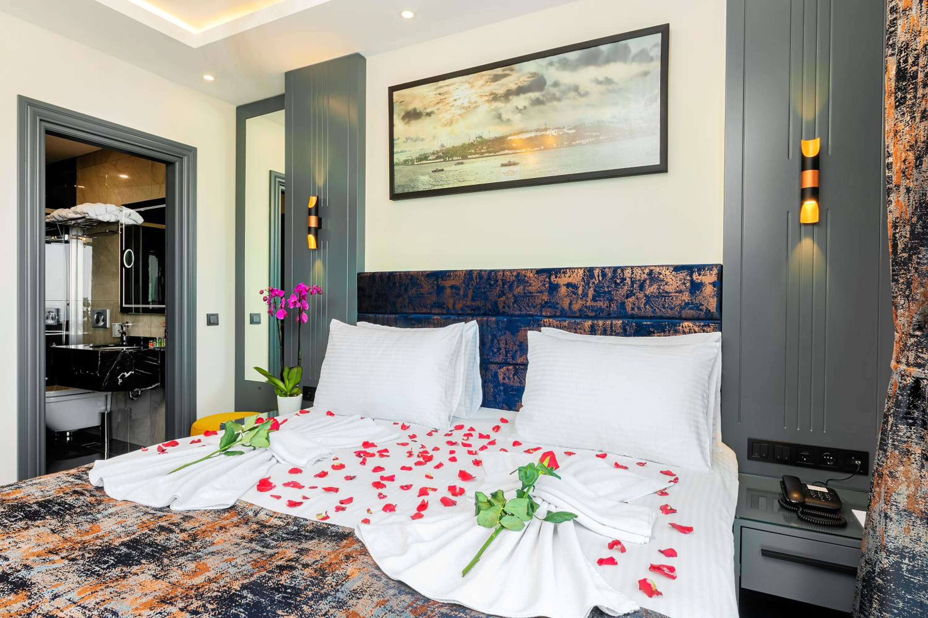 The Magnaura Palace Hotel — 30