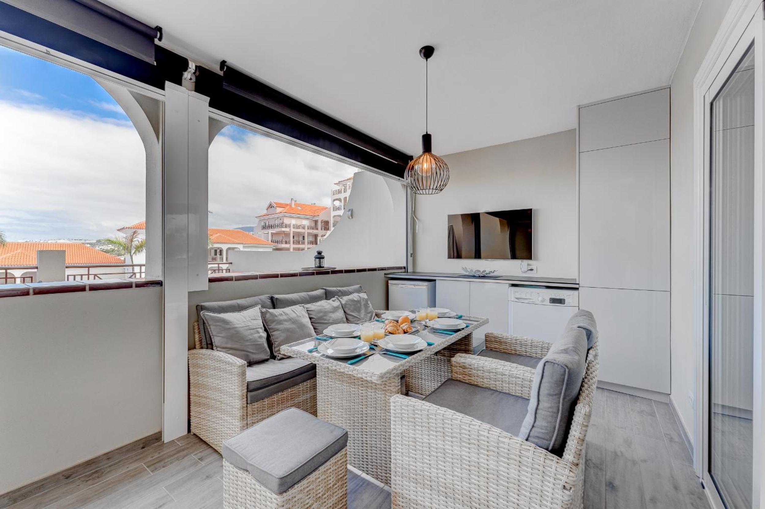 Heated Pool Stylish 3 Bedrm Apartment Los Cristianos — 4