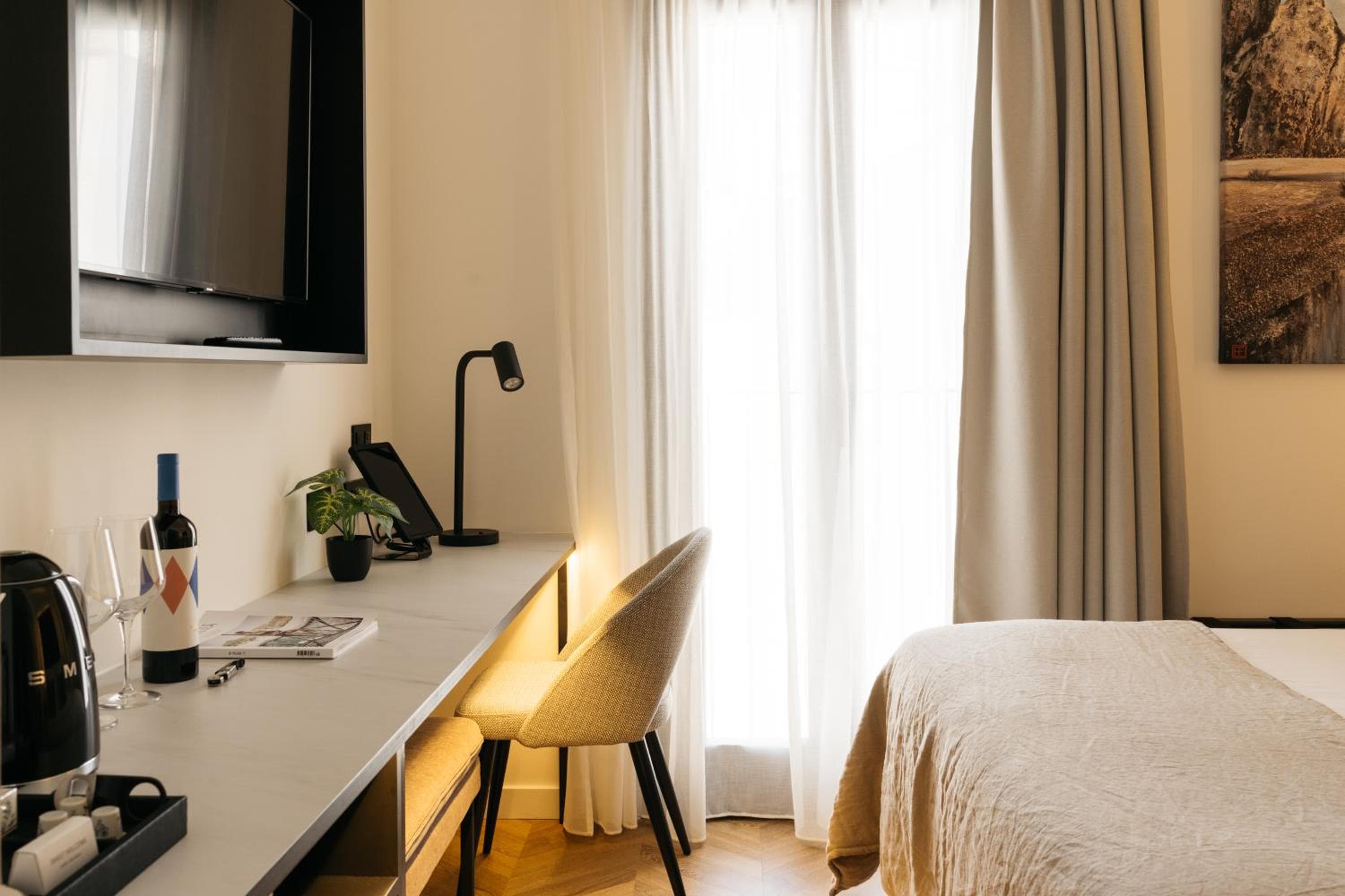 Boutique Hotel Petit Montisión — 19