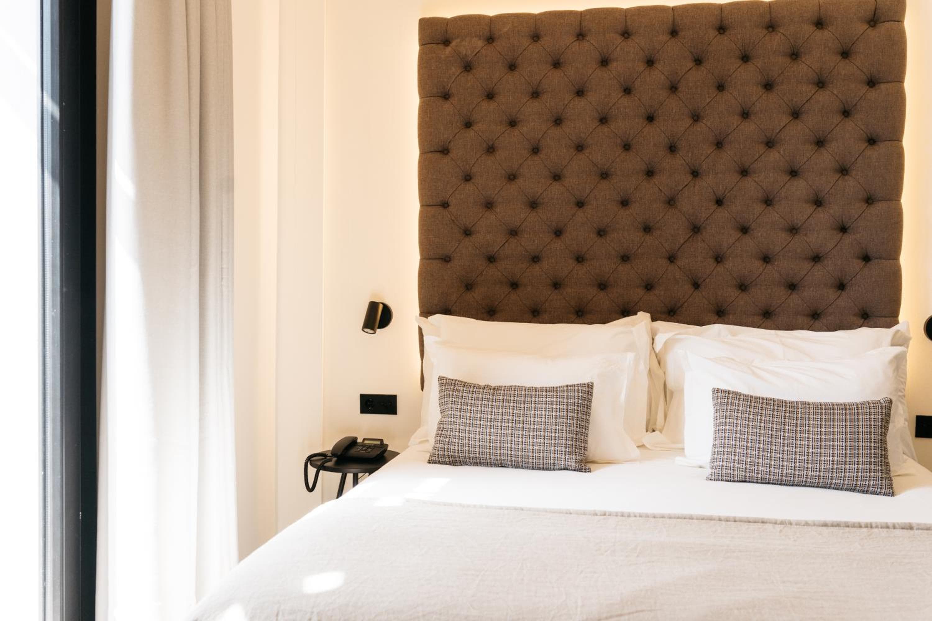 Boutique Hotel Petit Montisión — 29