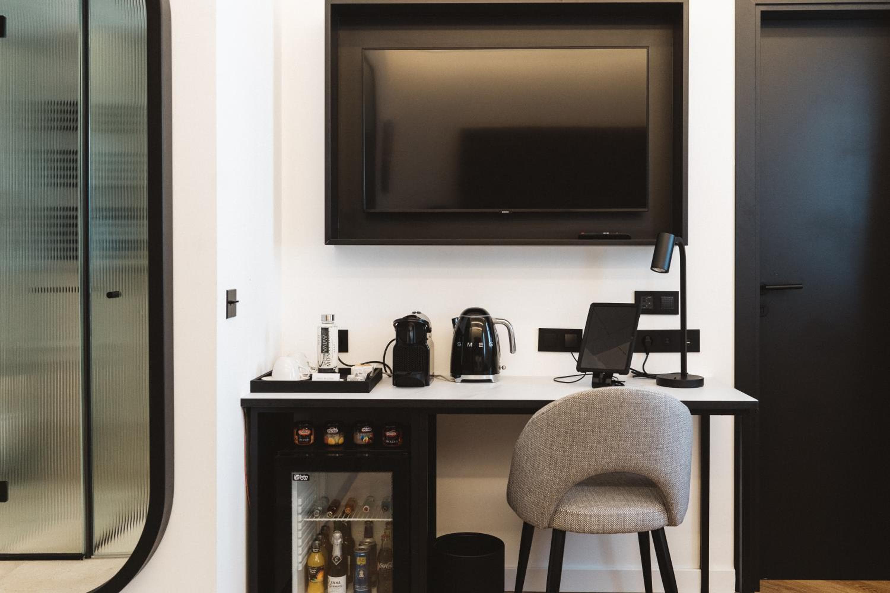 Boutique Hotel Petit Montisión — 2