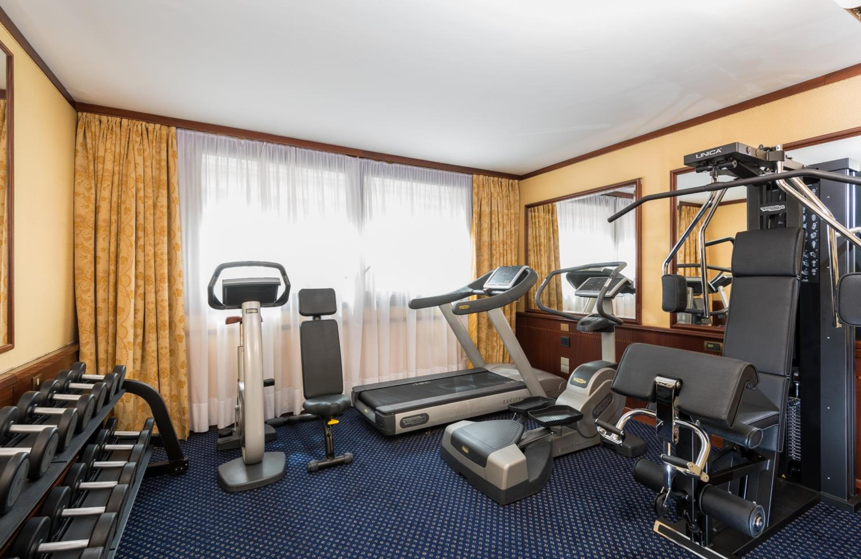 Leonardo Hotel Milan City Center — 25