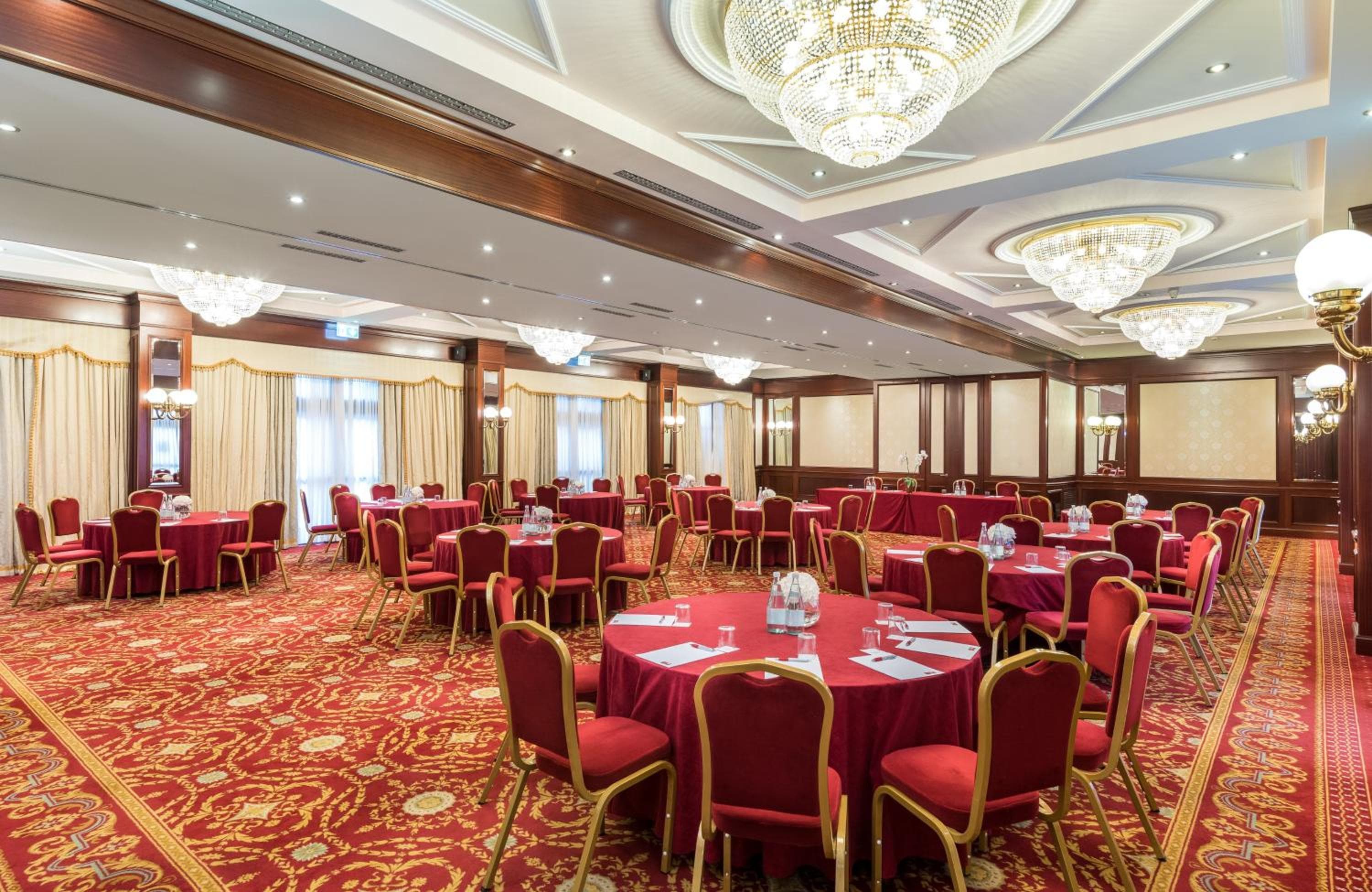 Leonardo Hotel Milan City Center — 26