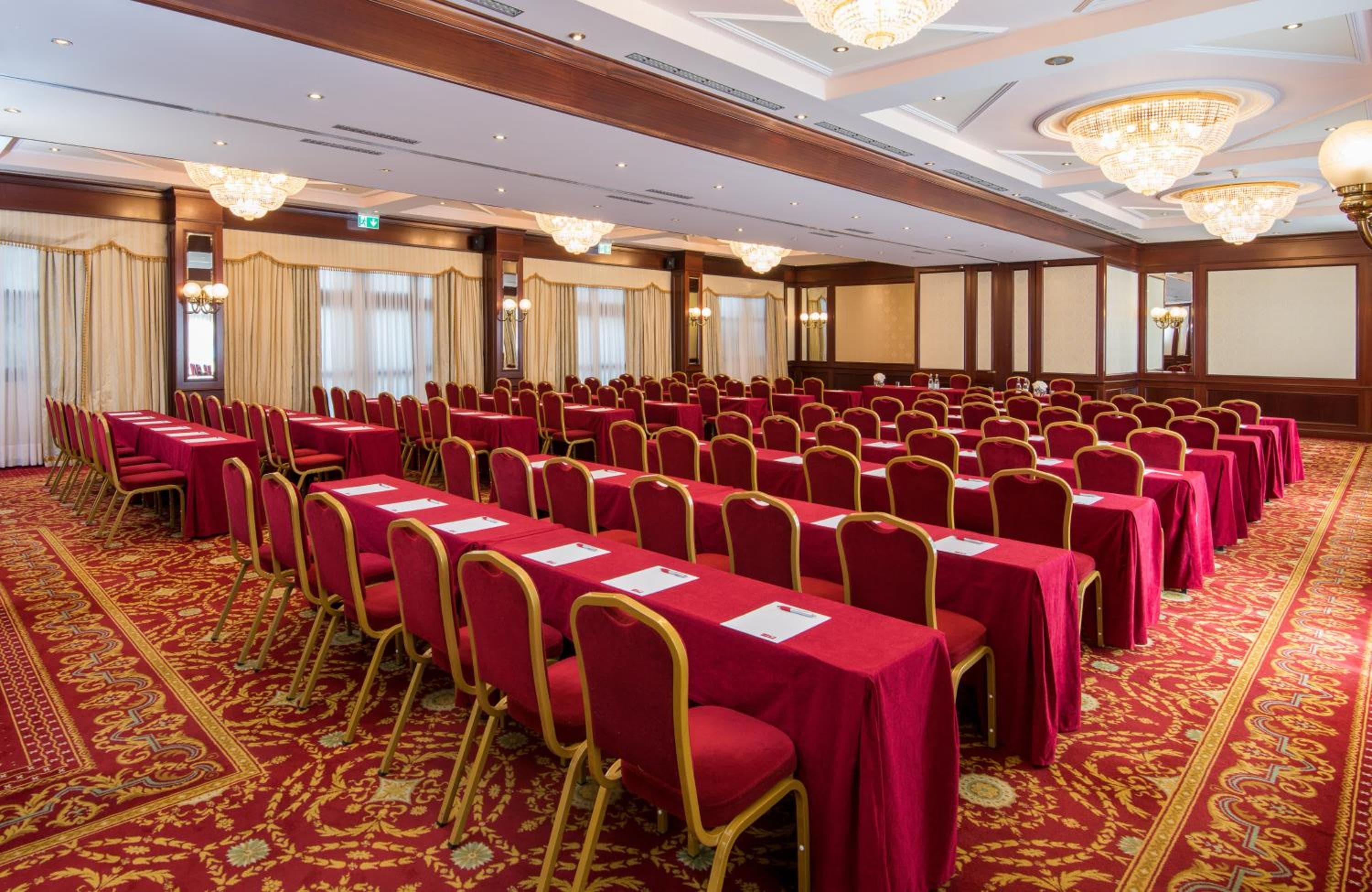 Leonardo Hotel Milan City Center — 27