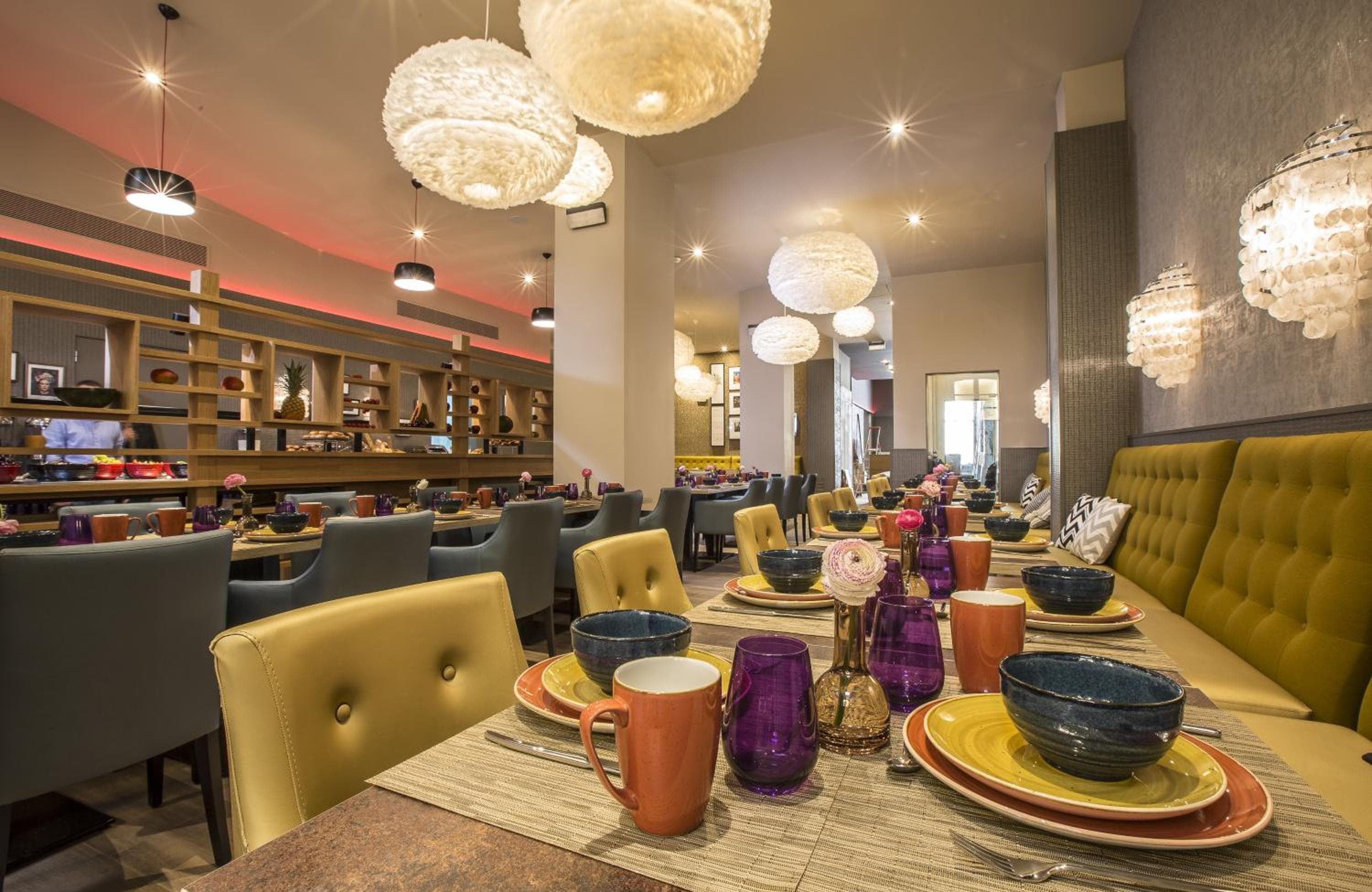 Leonardo Hotel Barcelona Las Ramblas — 12