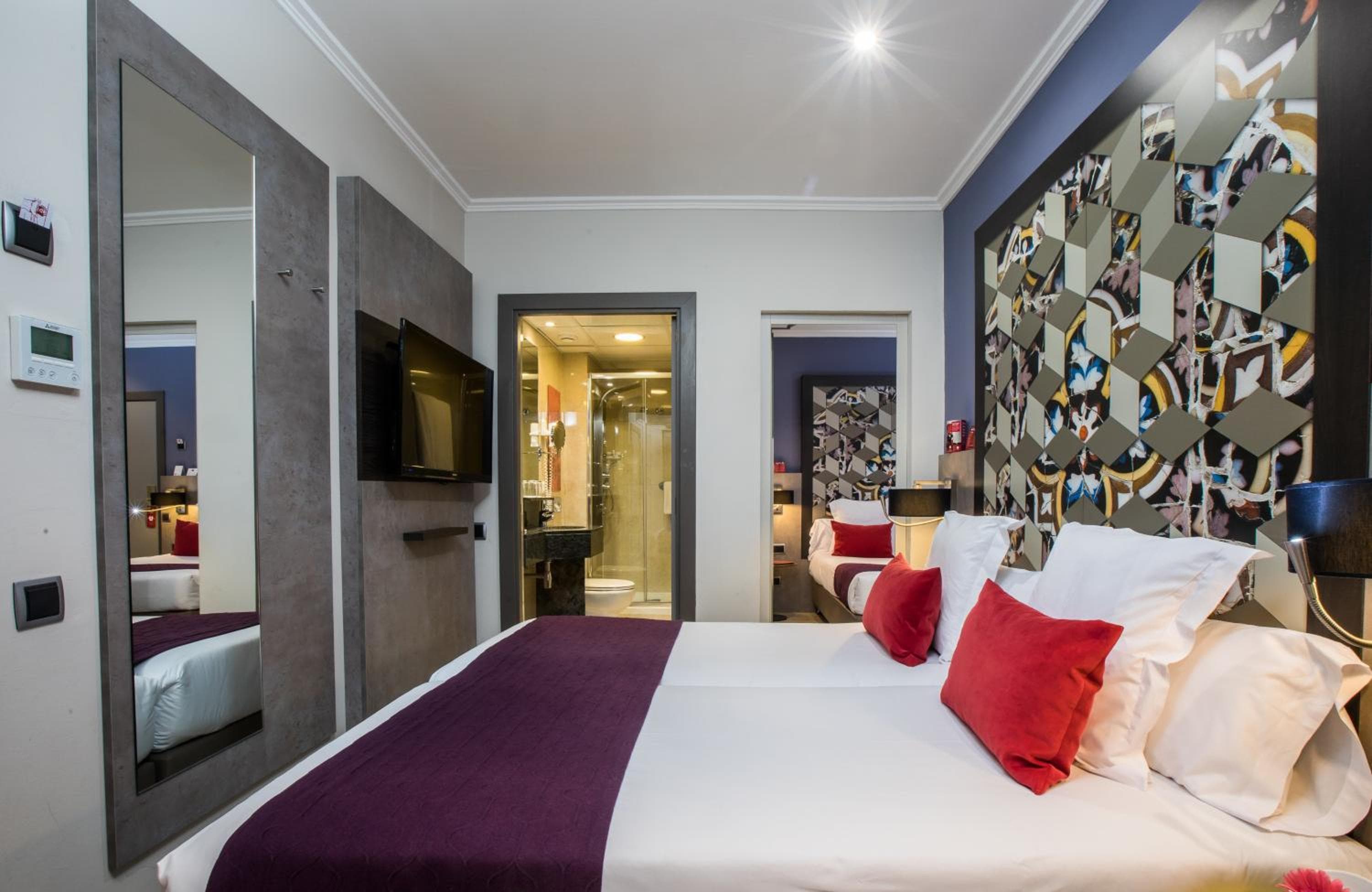 Leonardo Hotel Barcelona Las Ramblas — 27