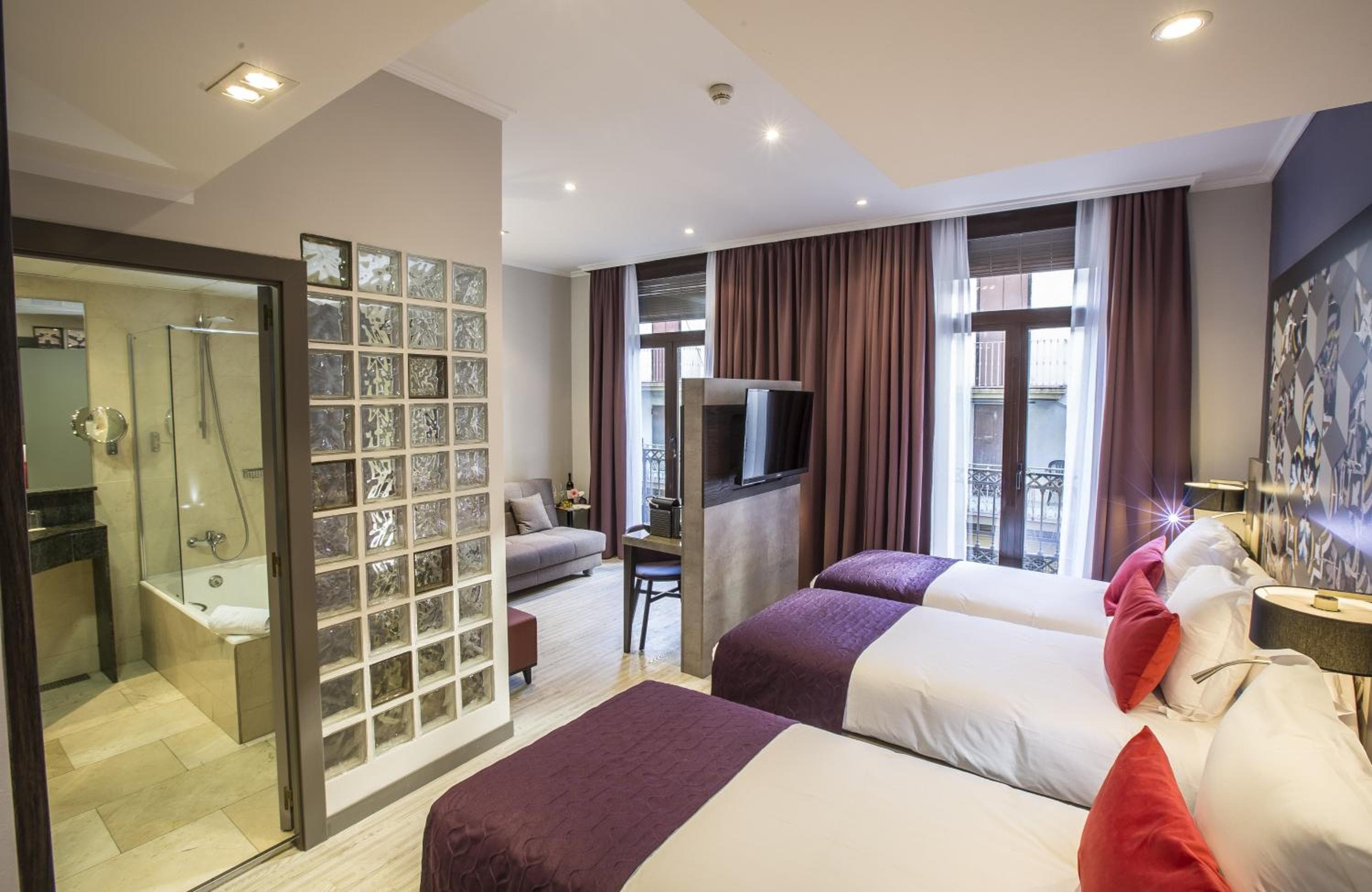 Leonardo Hotel Barcelona Las Ramblas — 15