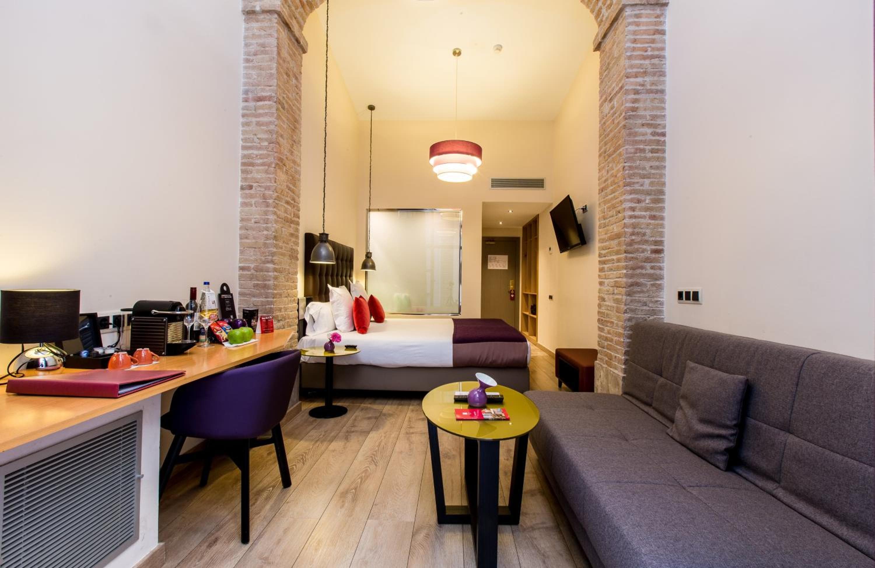 Leonardo Hotel Barcelona Las Ramblas — 5