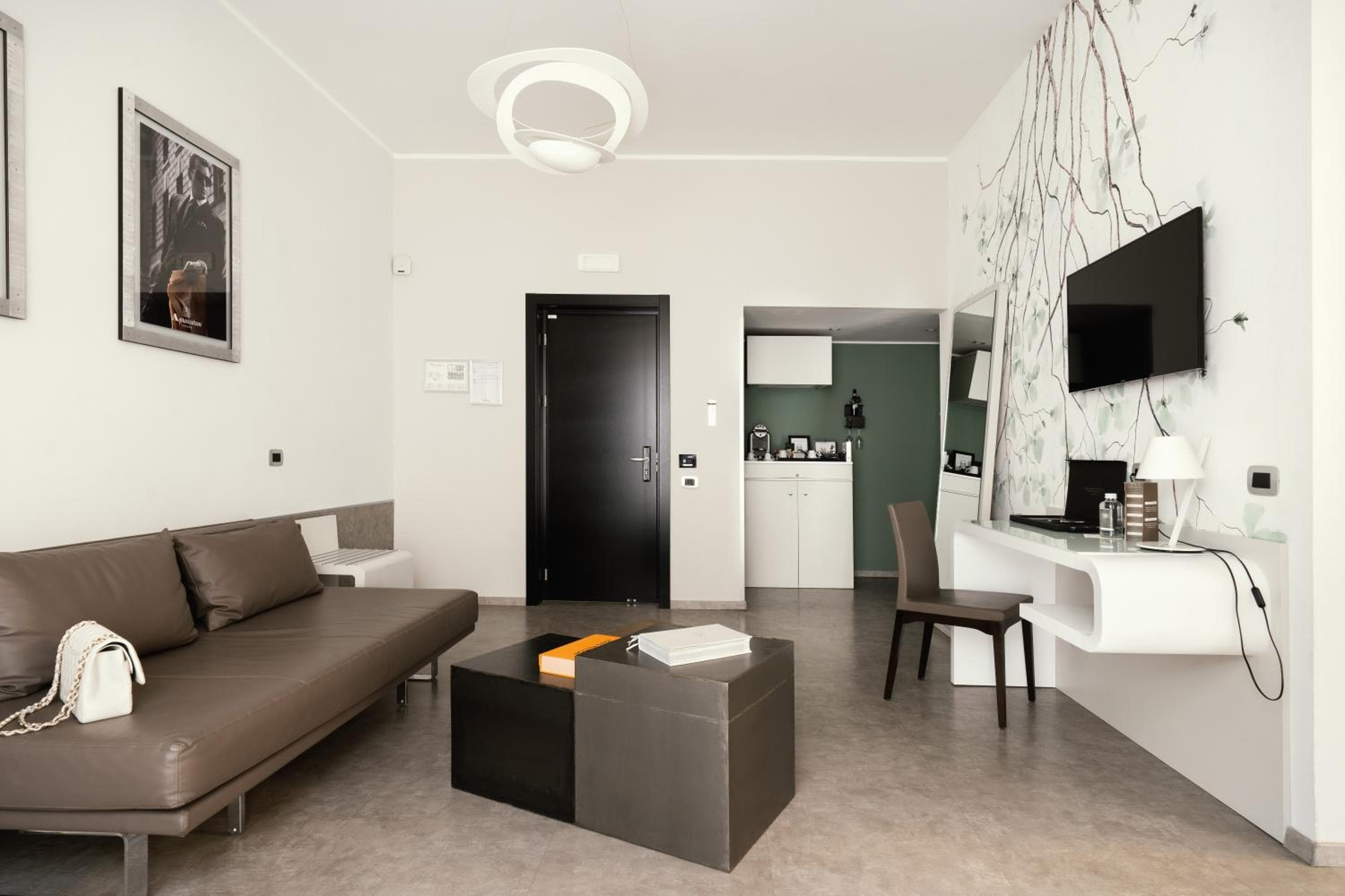 Montenapoleone Suites — 29