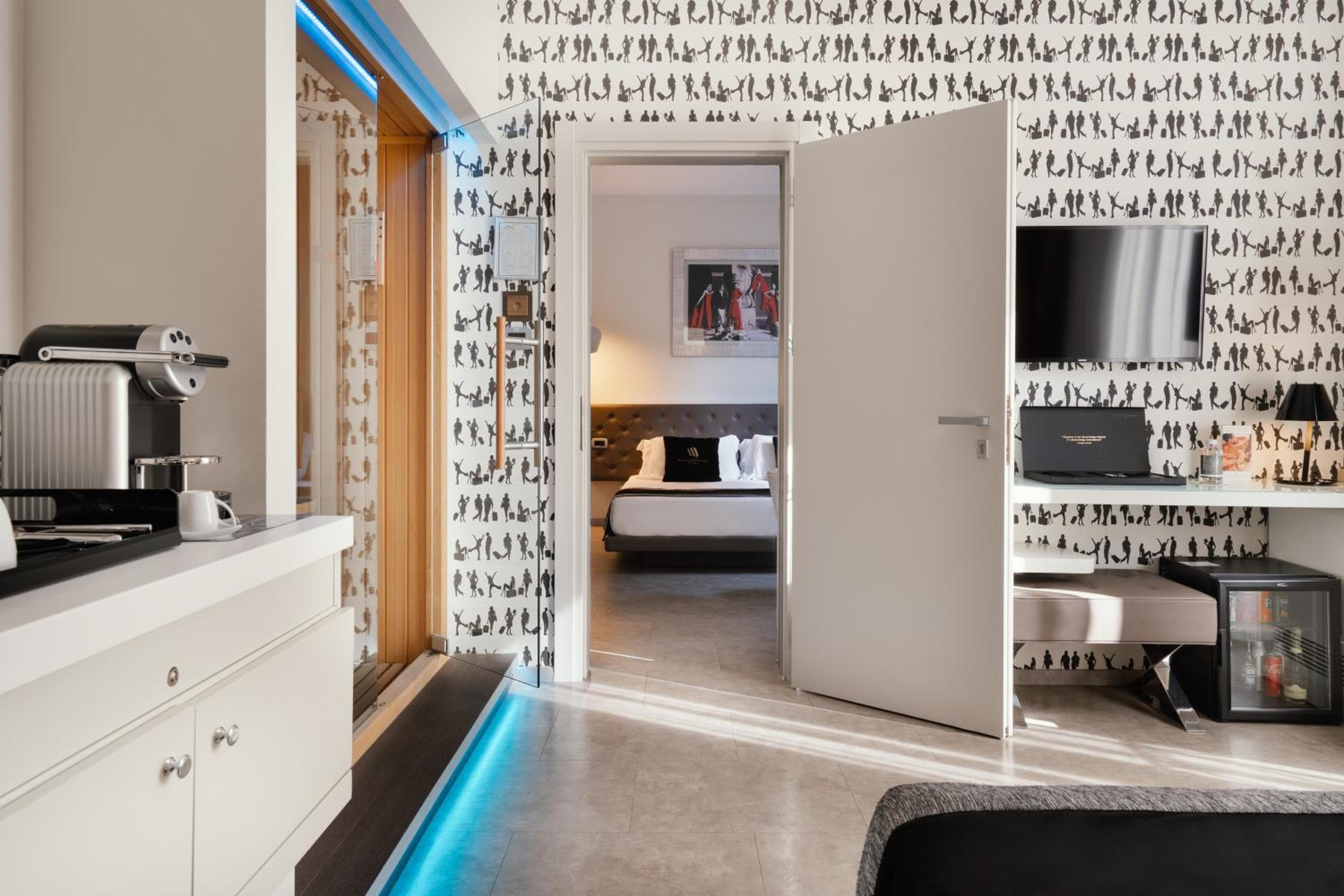 Montenapoleone Suites — 29