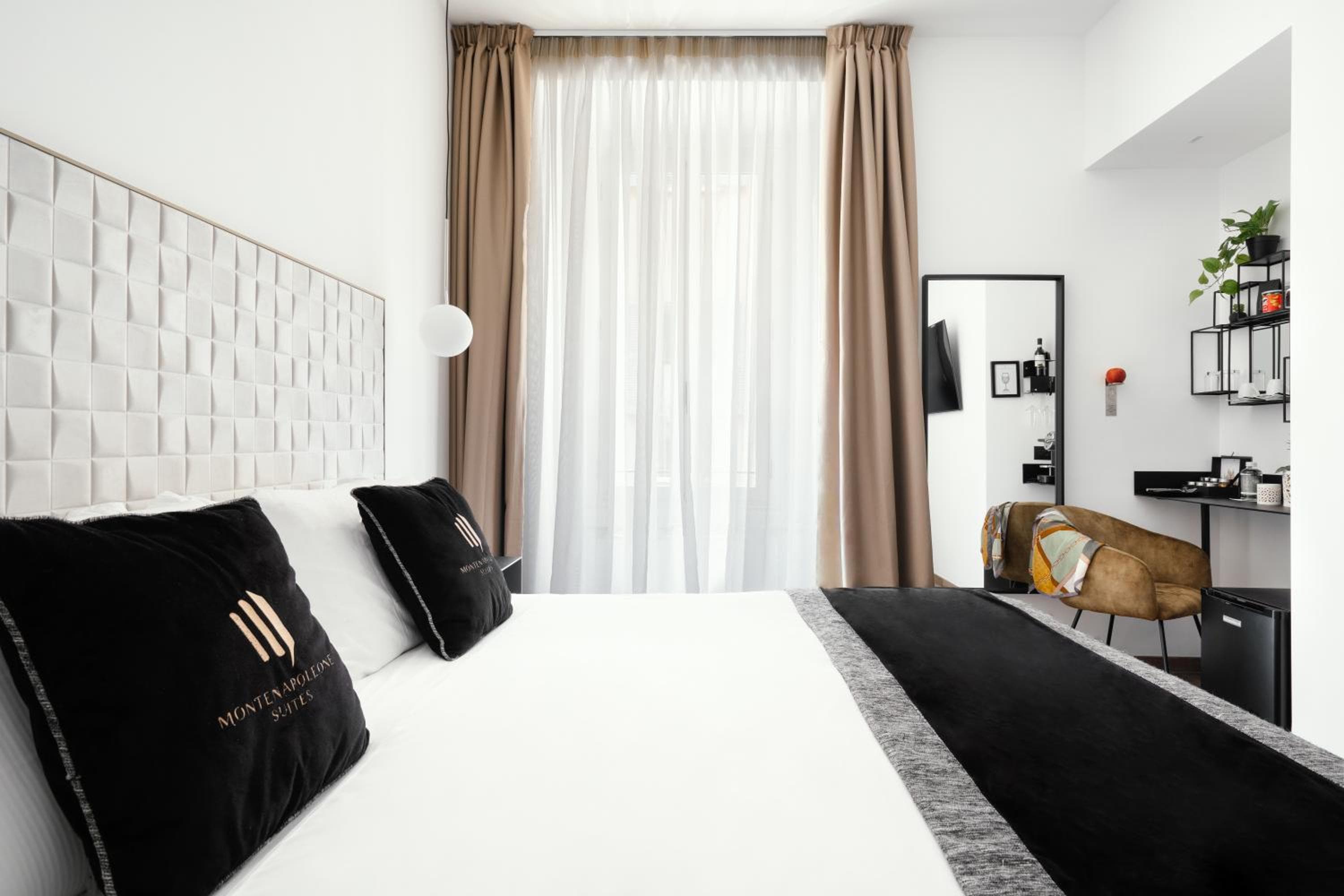 Montenapoleone Suites — 25