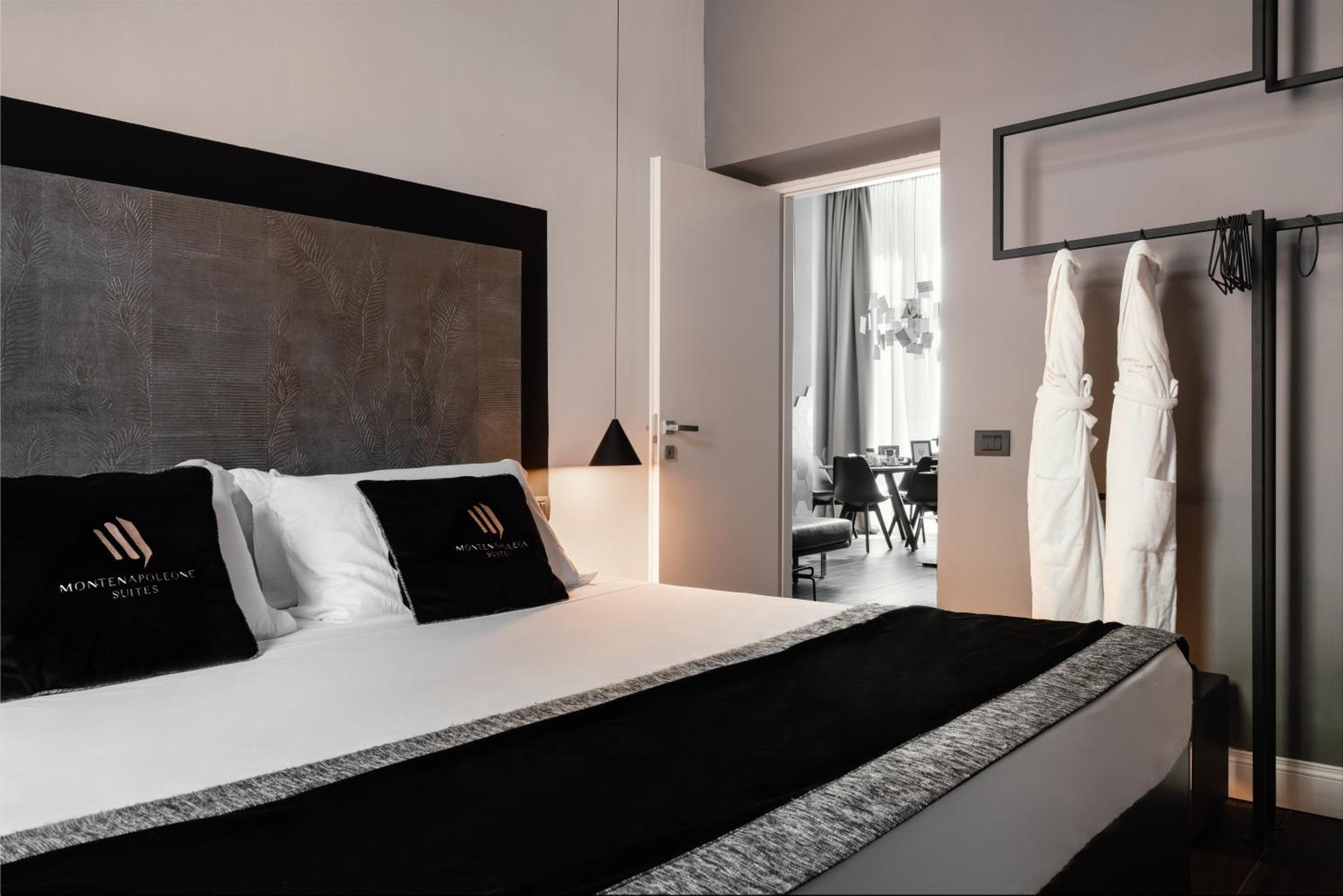 Montenapoleone Suites — 2