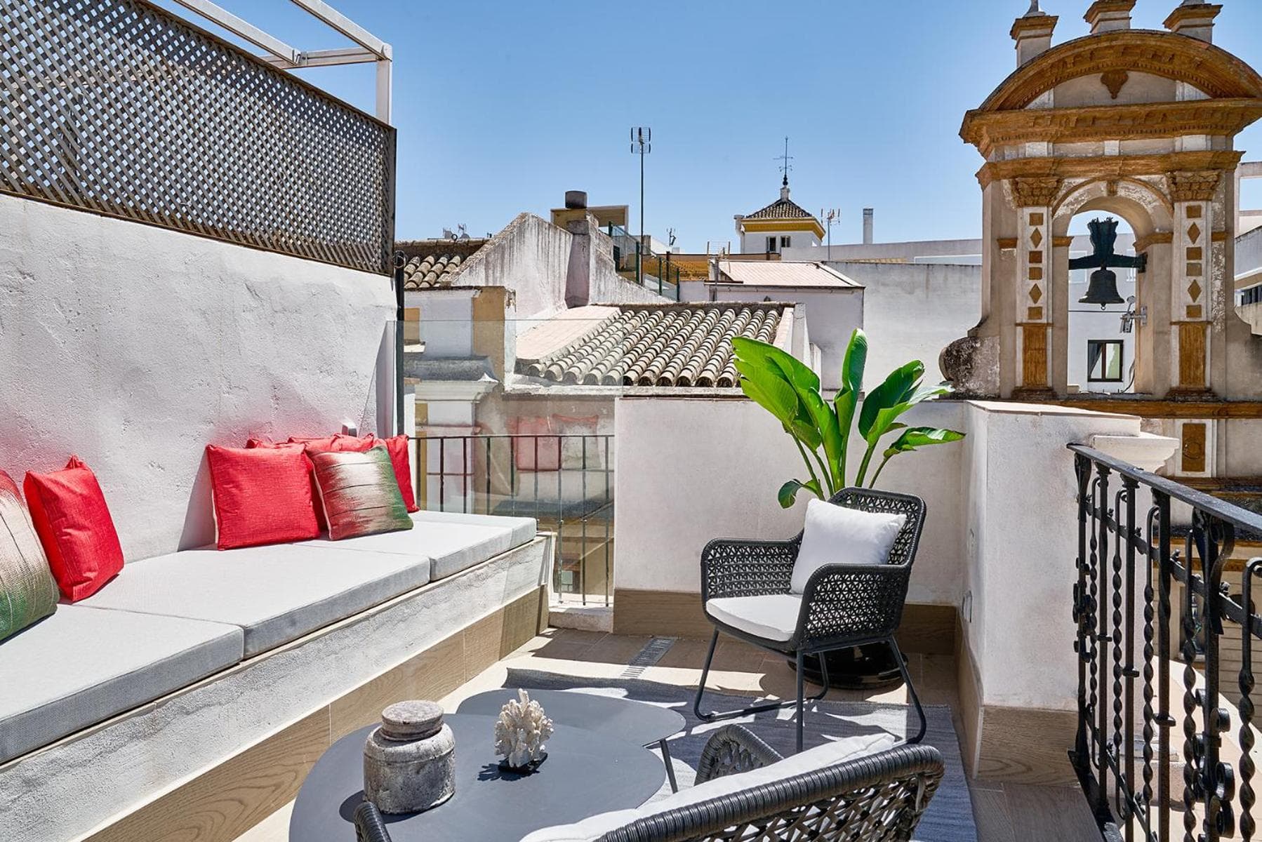 Vincci Molviedro Suites Apartments — 8