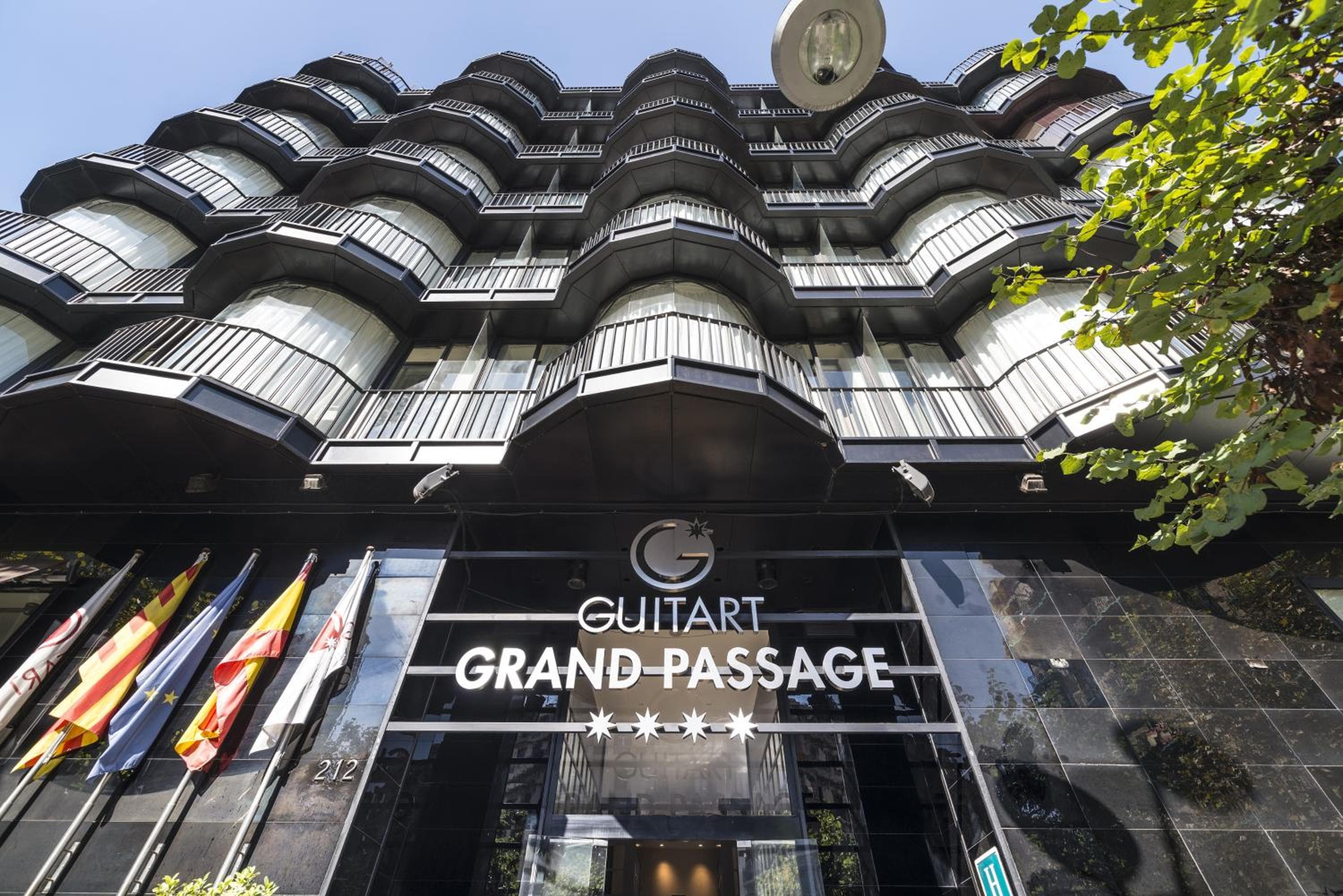 Guitart Grand Passage — 1