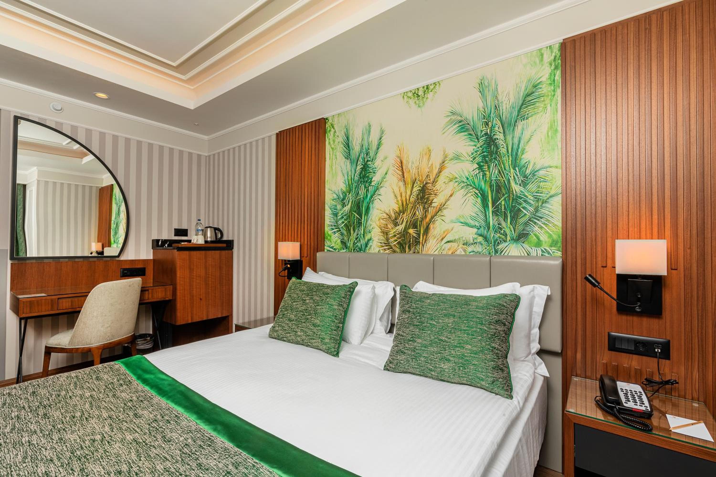 Mukarnas Pera Hotel — 14