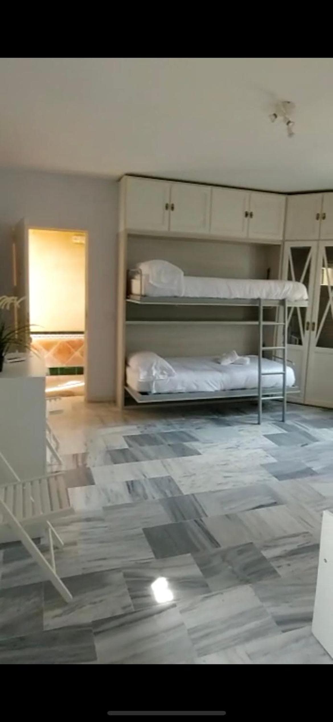 Apartamento en calle Rocio-Triana — 25