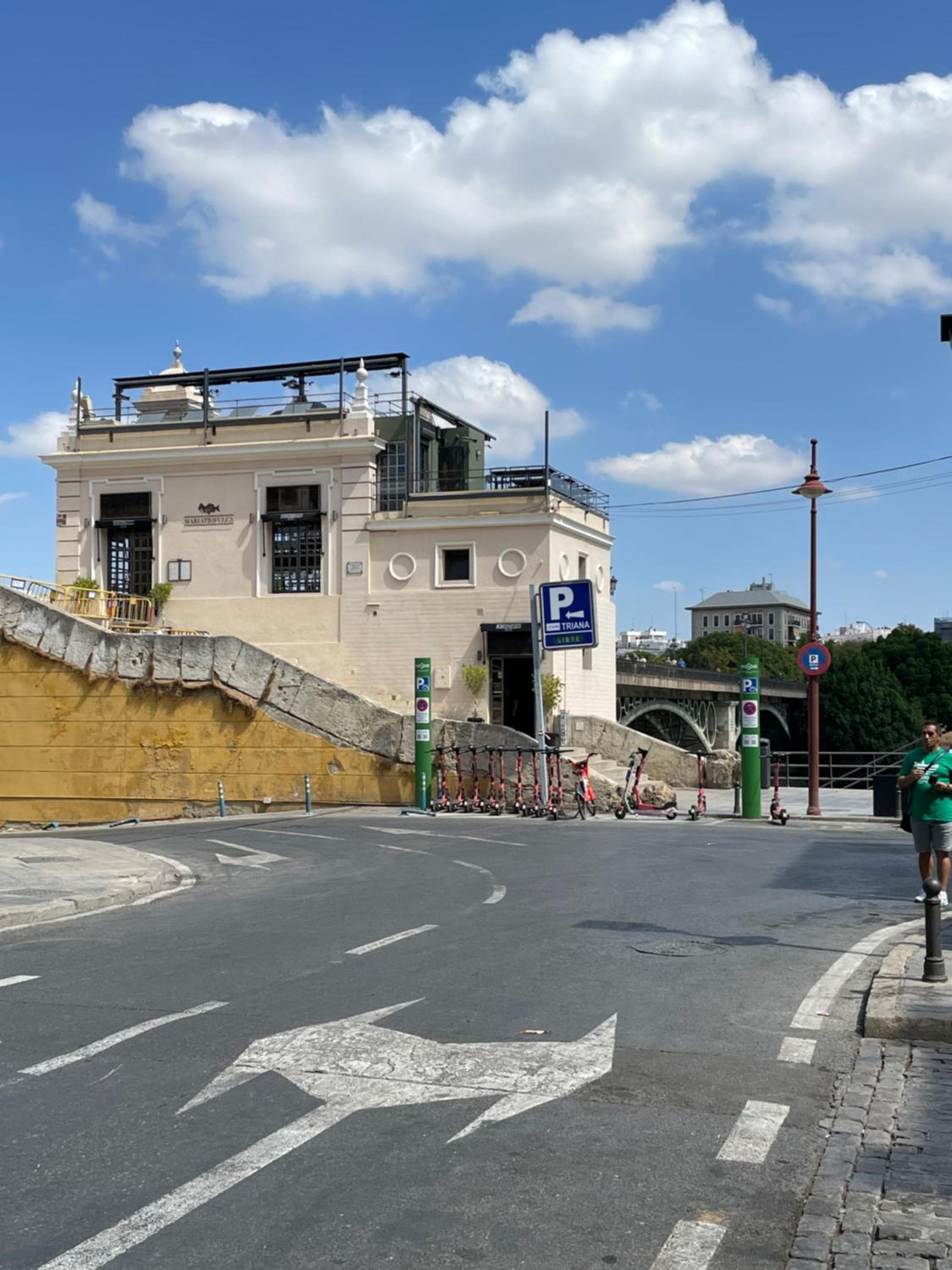 Apartamento en calle Rocio-Triana — 24