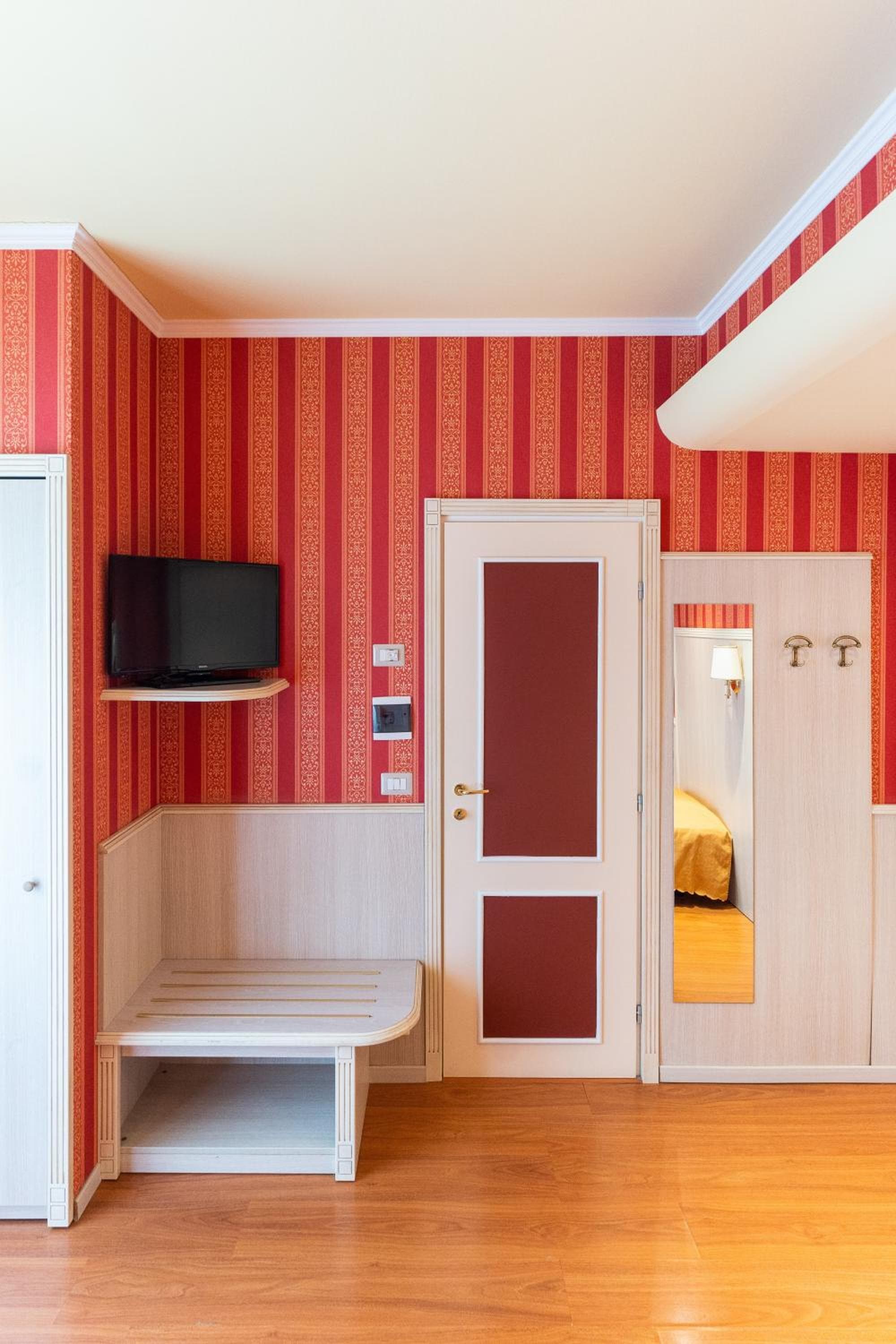 Hotel Garda — 9